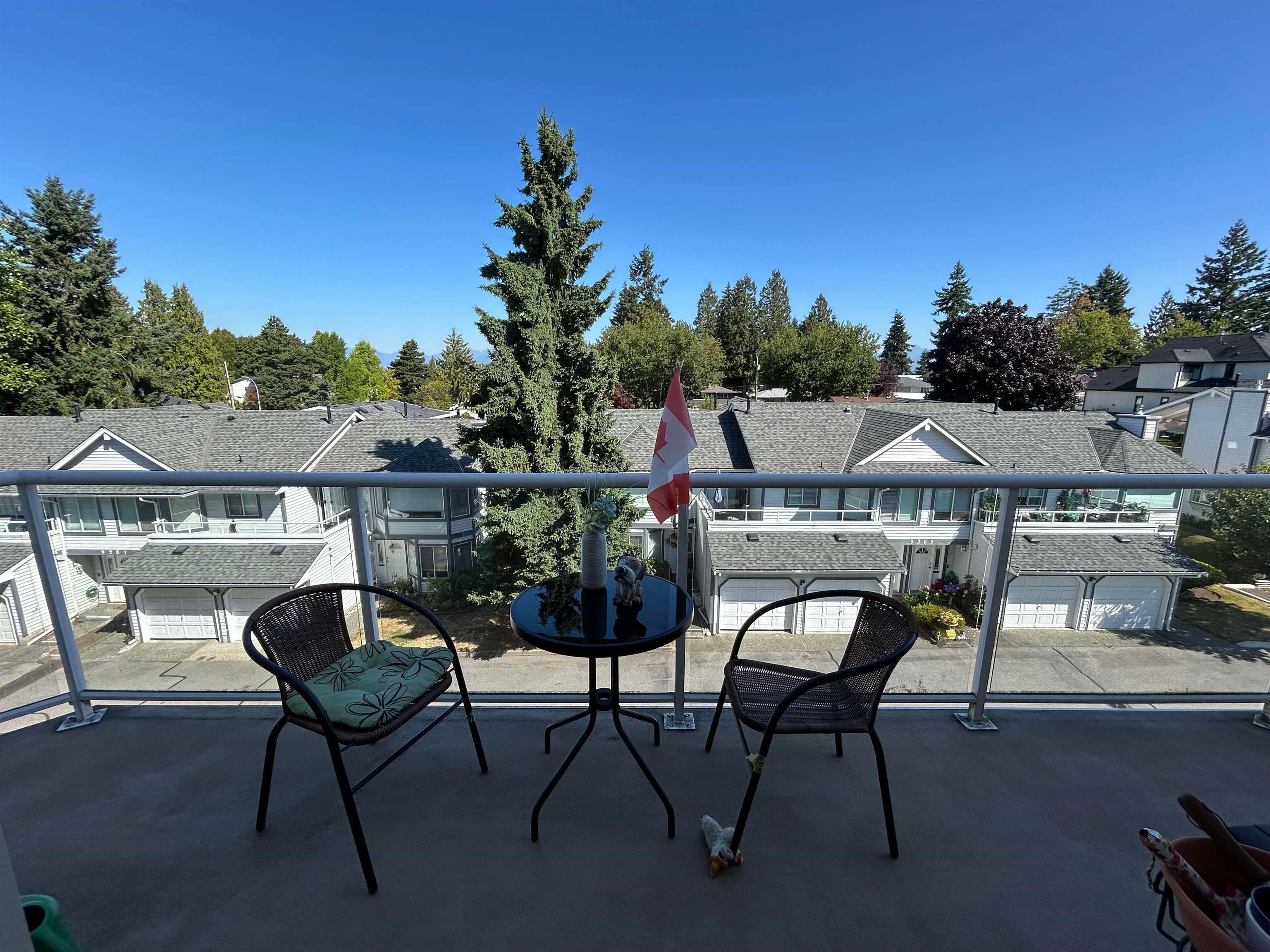 305 - 9295 122 Street, Surrey, V3V 4L4 — photo 2