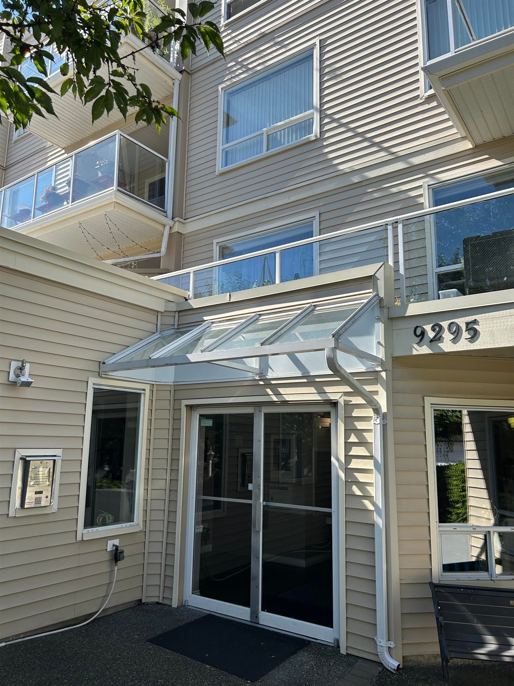 305 - 9295 122 Street, Surrey, V3V 4L4 — photo 5