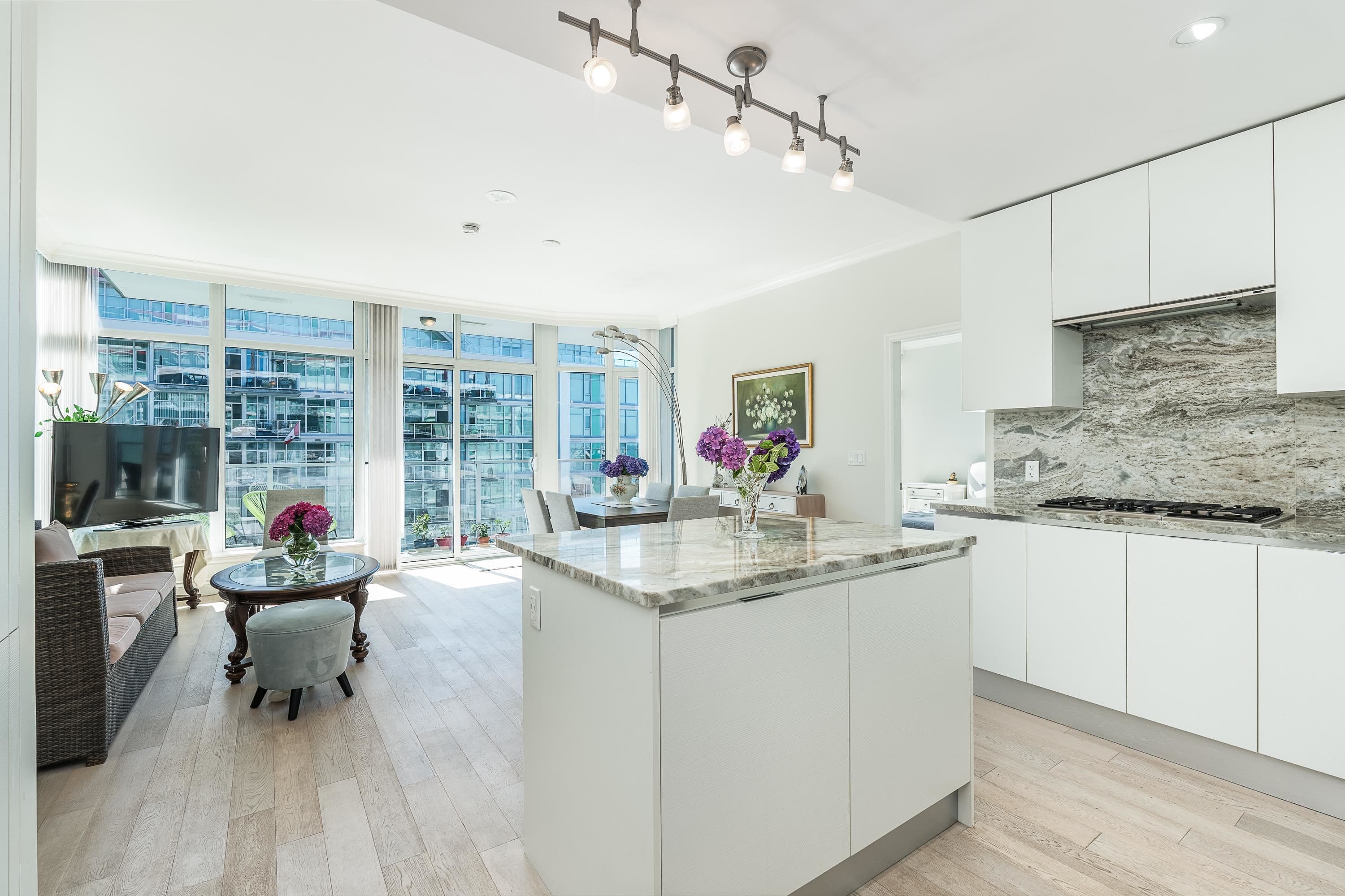 703 - 175 Victory Ship Way, North Vancouver, V7L 0G1 — photo 4