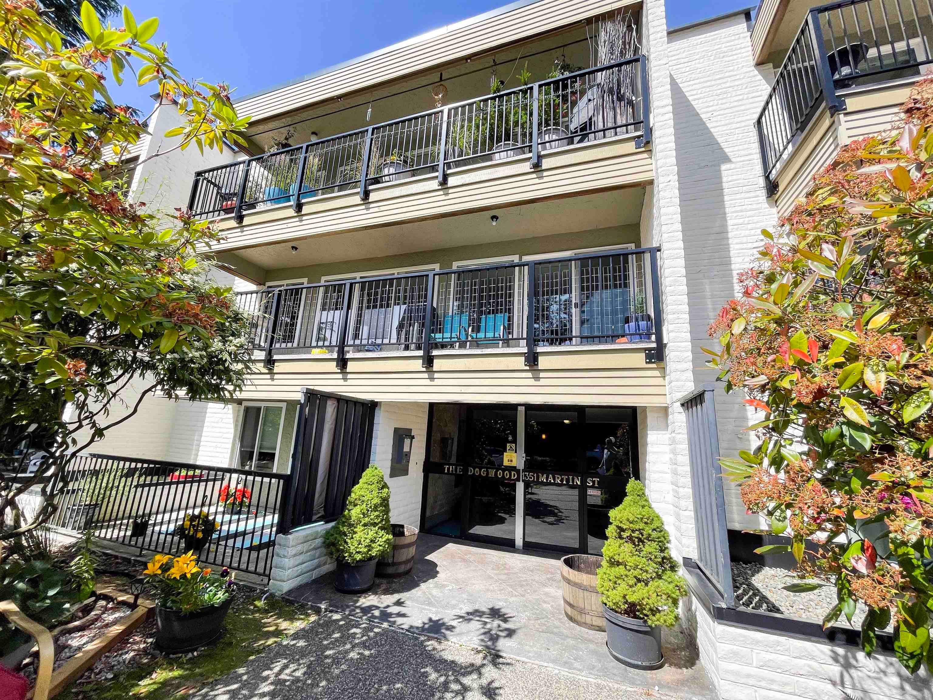 206 - 1351 Martin Street, White Rock, V4B 3W6 — photo 2