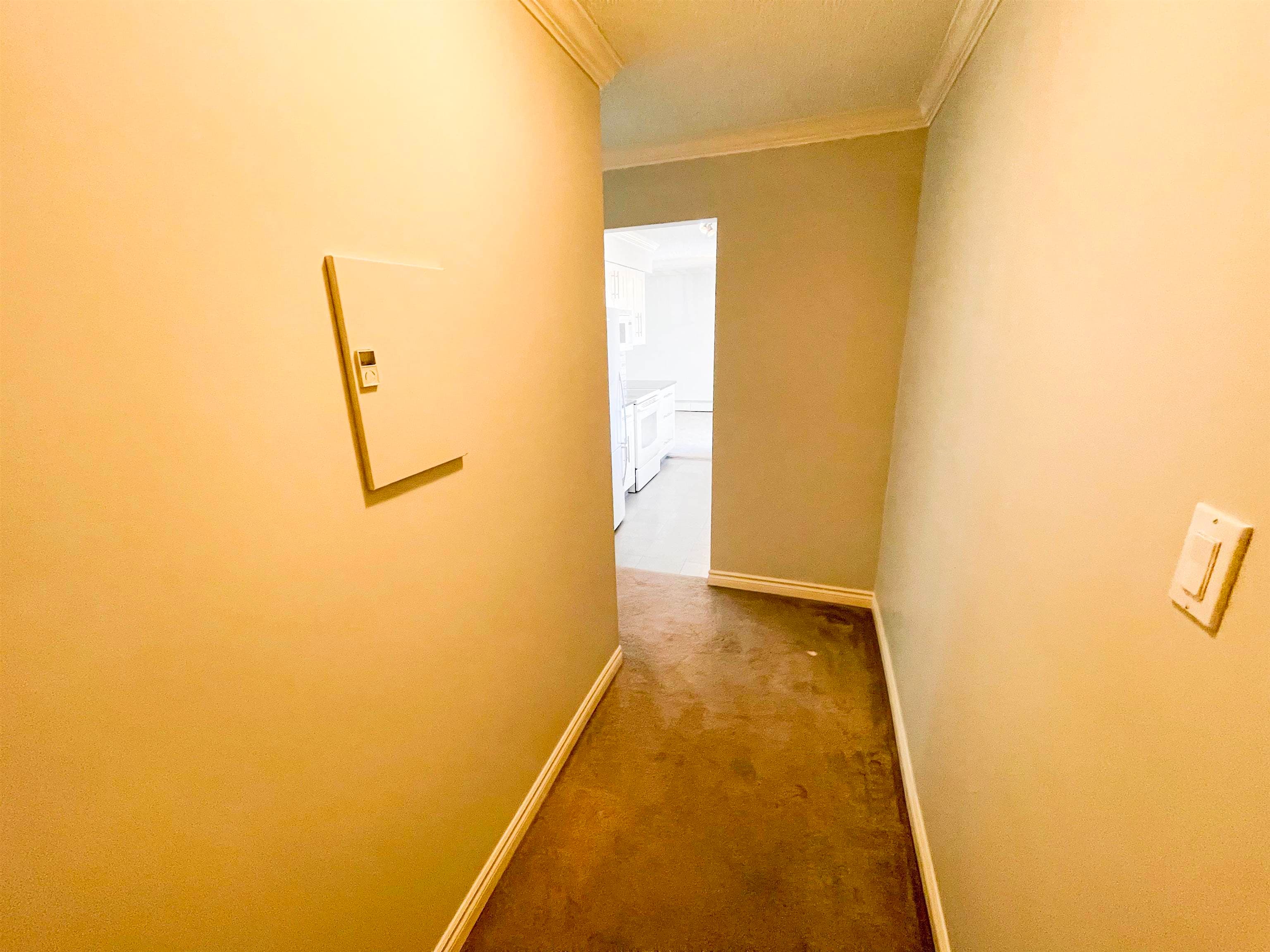 206 - 1351 Martin Street, White Rock, V4B 3W6 — photo 3