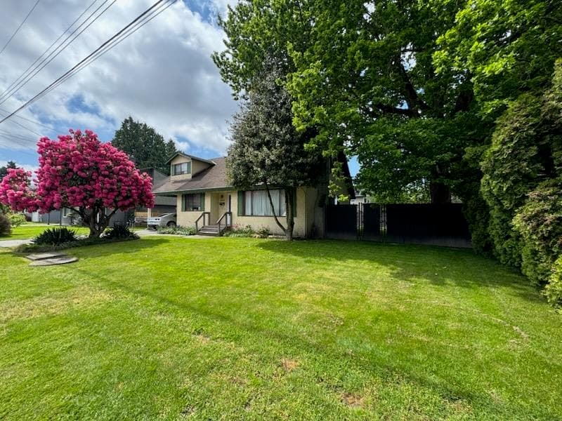 4457 46b Street, Delta, V4K 2M8 — photo 1