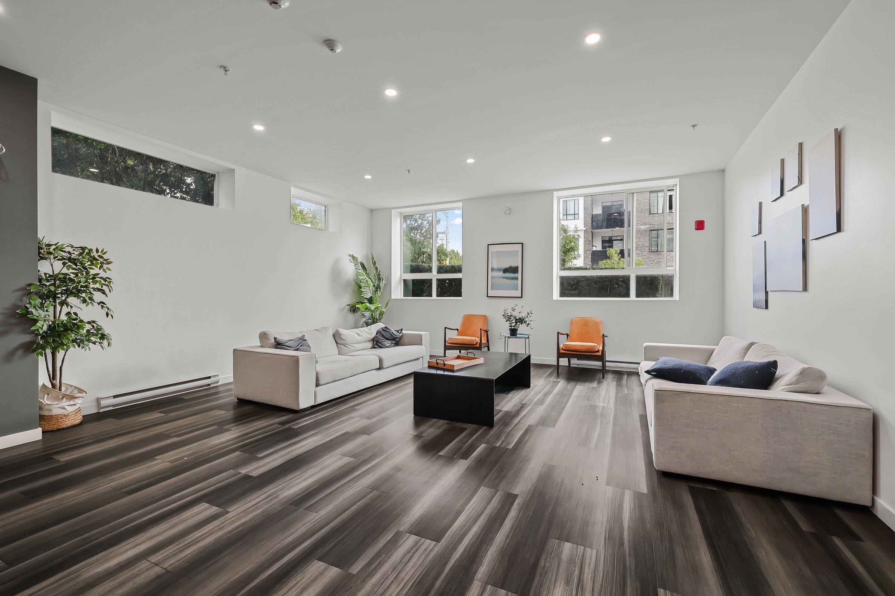 303 - 13628 81a Avenue, Surrey, V3W 3E2 — photo 4