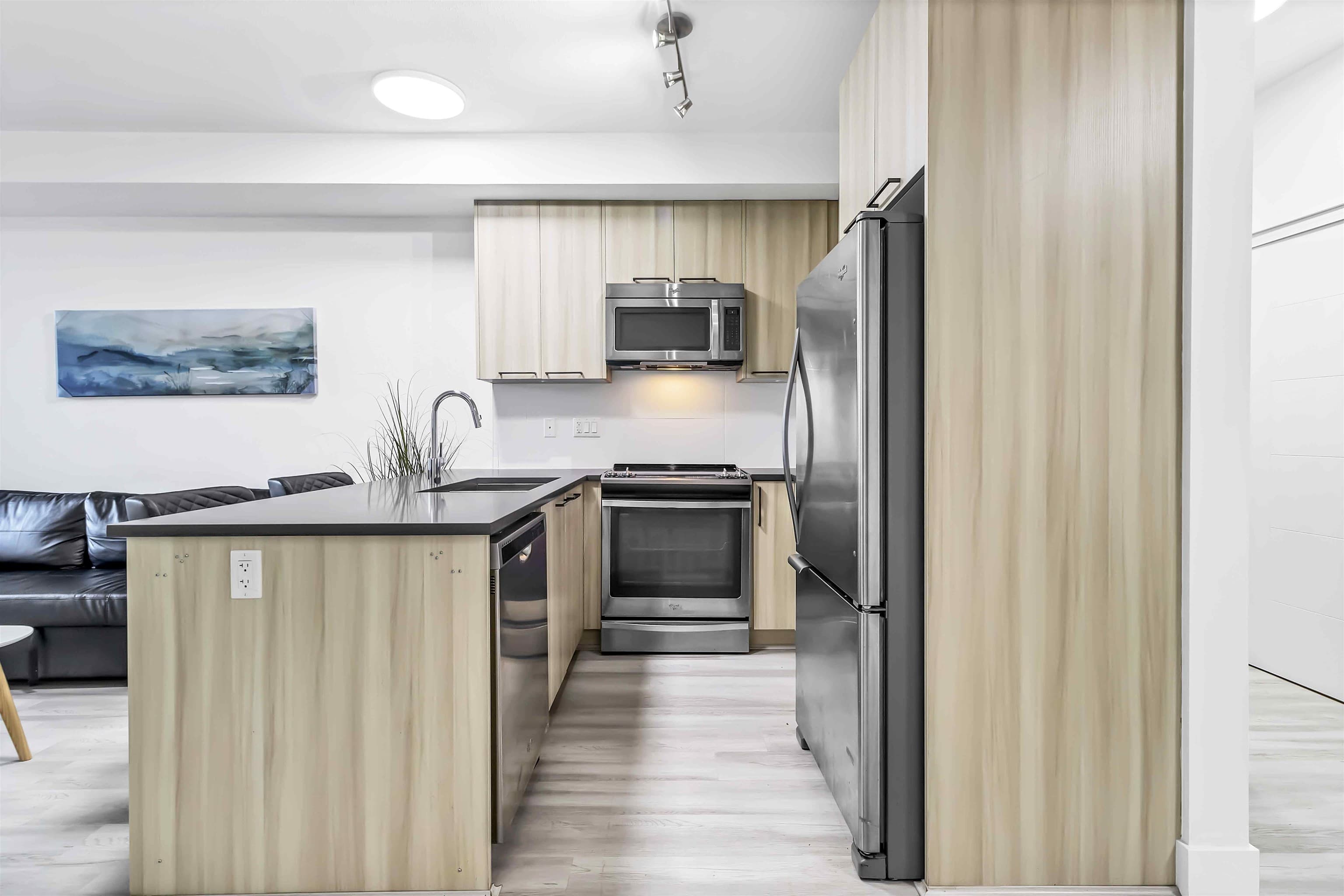 101 - 15628 104 Avenue, Surrey, V4N 2J3 — photo 5