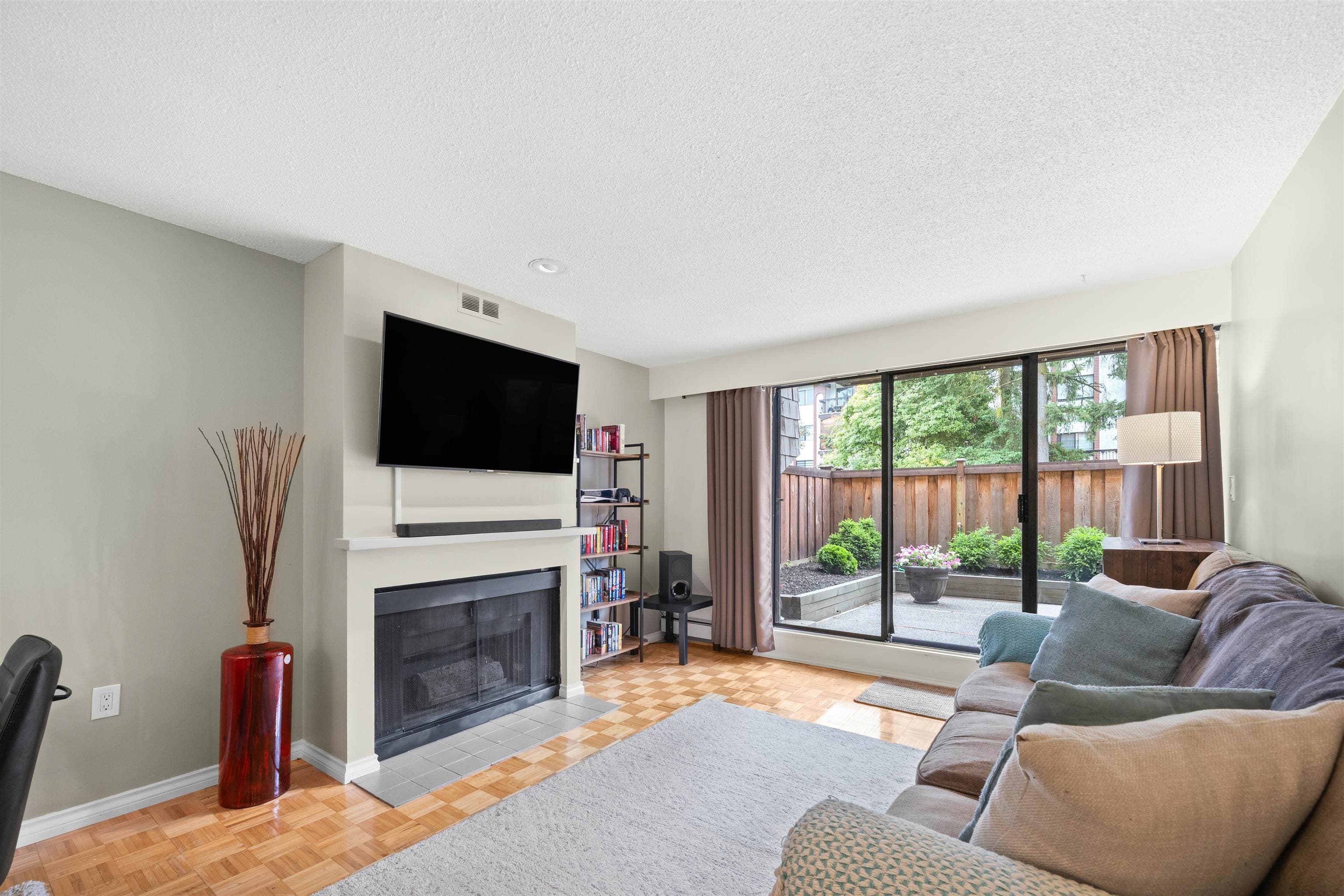 102 - 708 Eighth Avenue, New Westminster