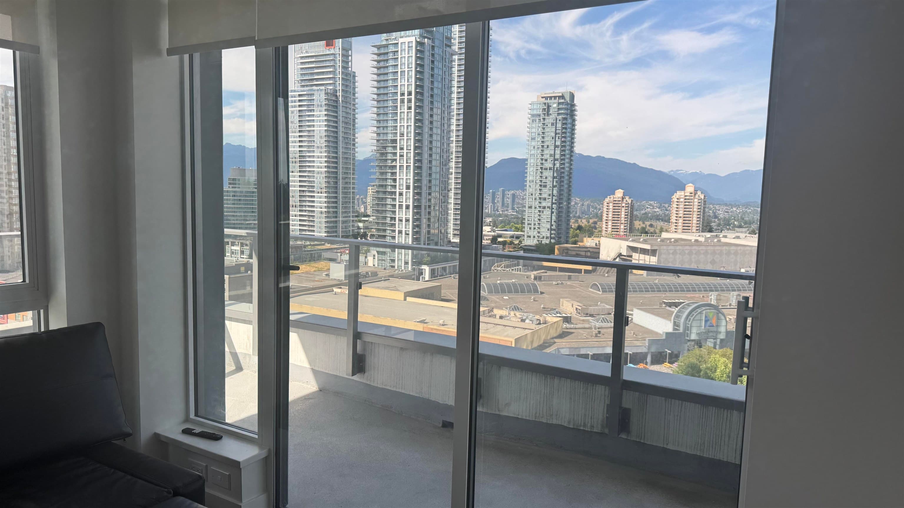 12xx - 6511 Sussex Avenue, Burnaby, V5H 0K5 — photo 3