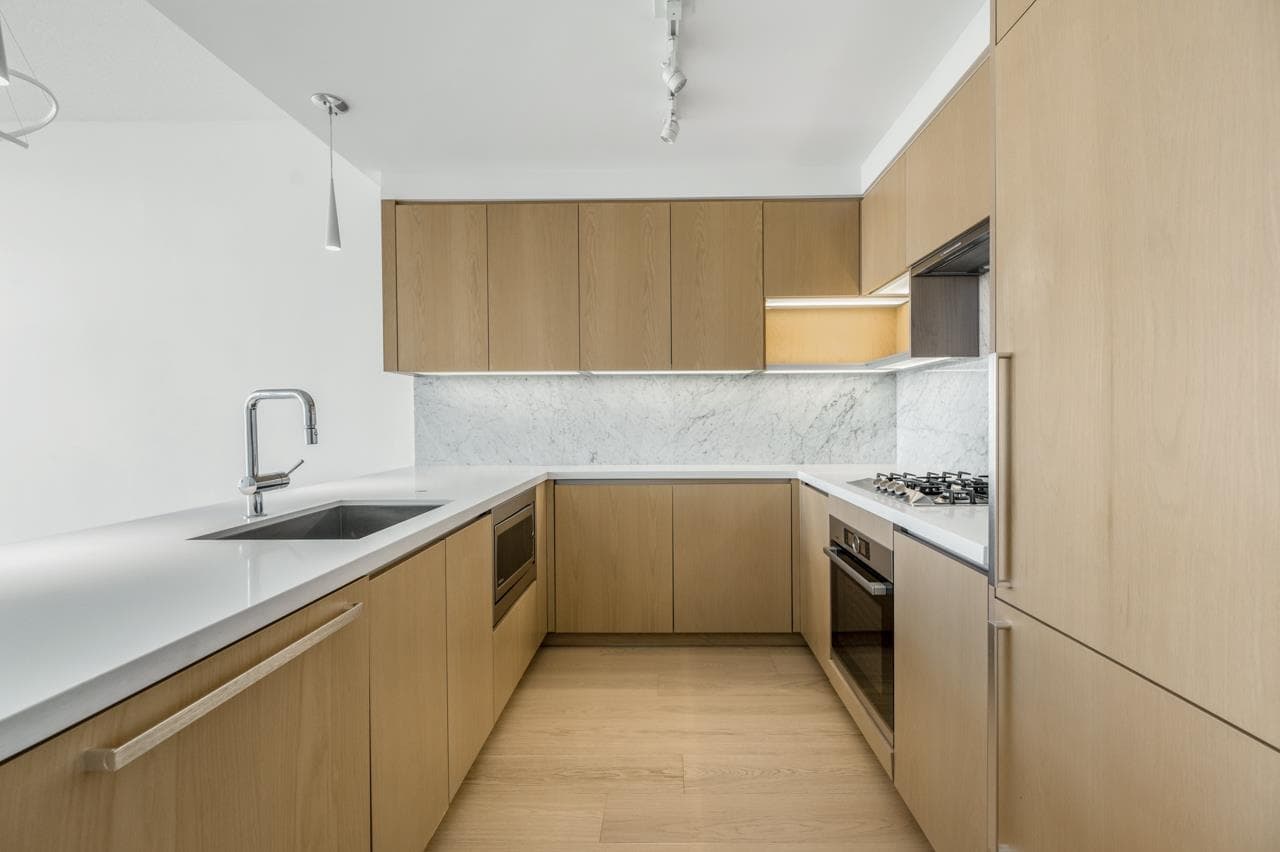 3905 - 6588 Nelson Avenue, Burnaby, V5H 0E8 — photo 5