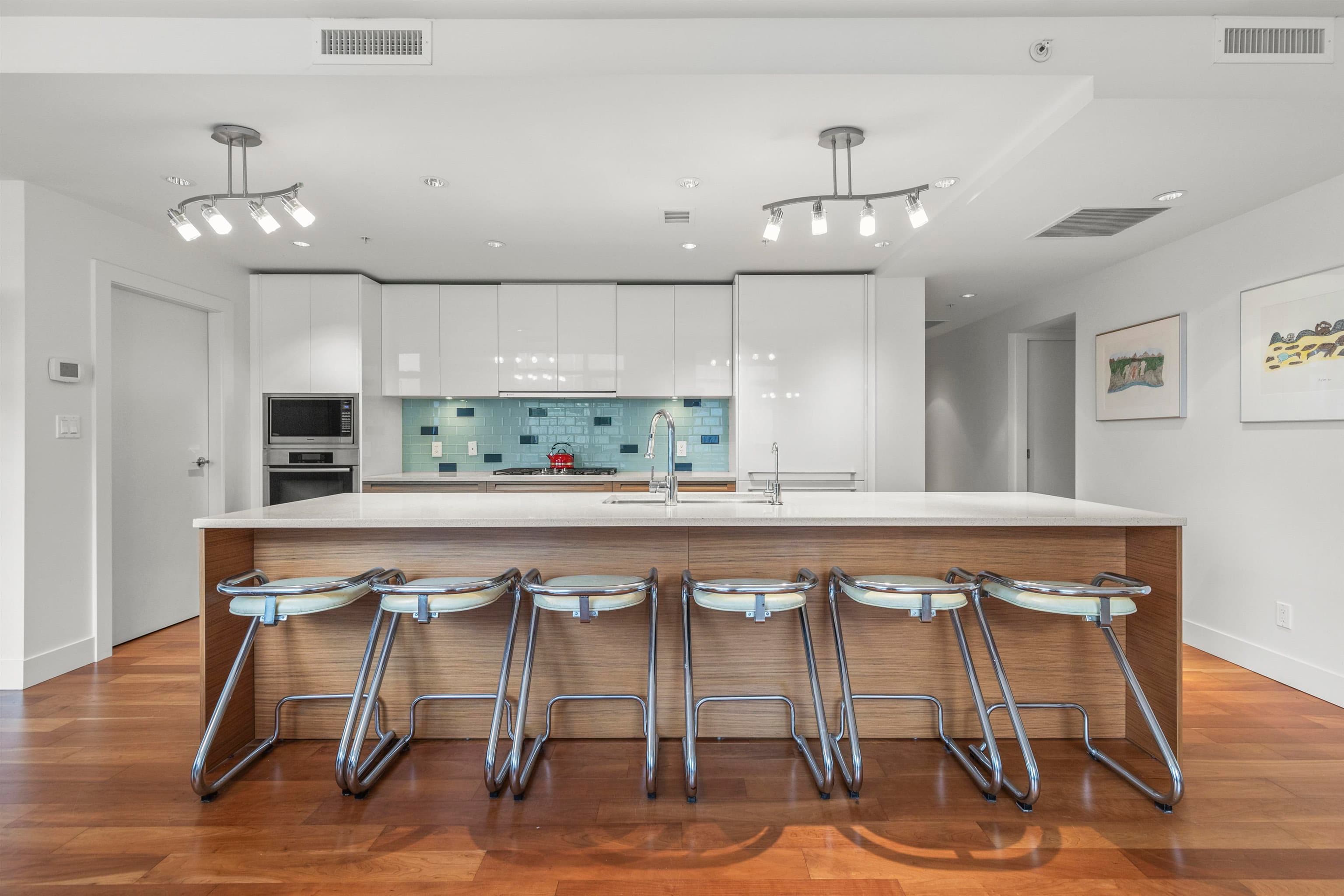 302 - 6080 Iona Drive, Vancouver, V6T 0A4 — photo 2