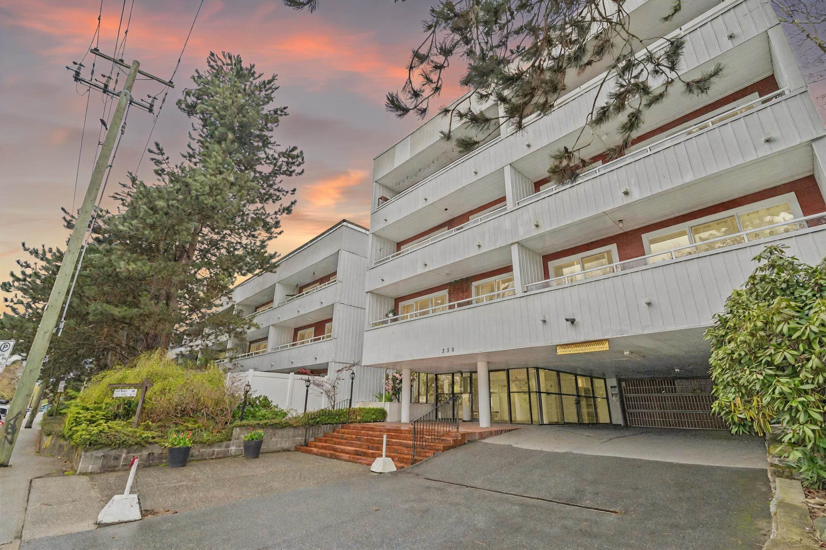 202 - 250 W 1st Street, North Vancouver, V7M 1B4 — photo 4