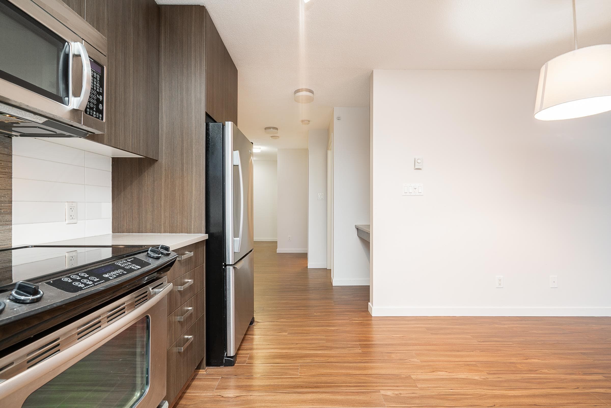 2709 - 13325 102a Avenue, Surrey, V3T 0J5 — photo 3