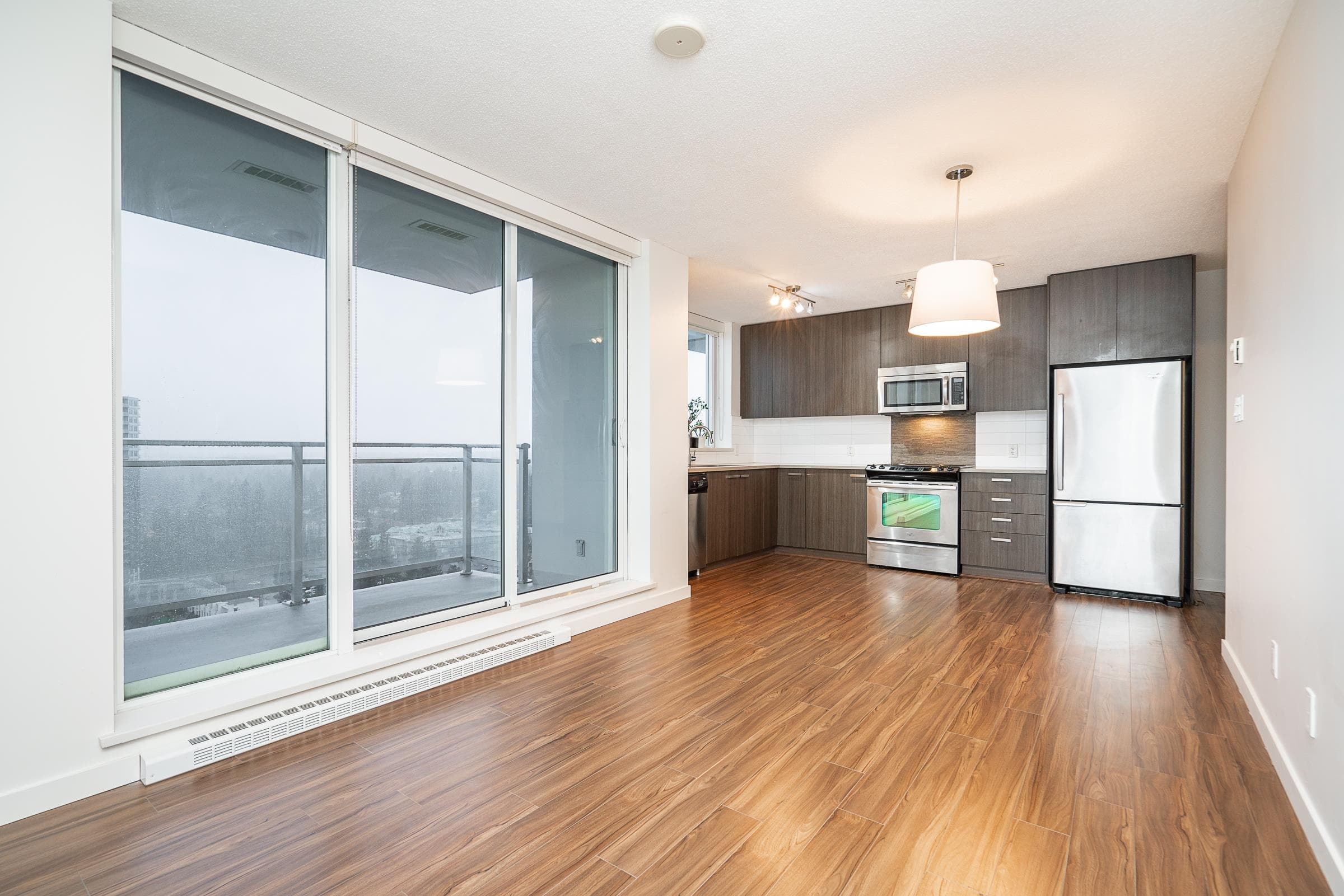 2709 - 13325 102a Avenue, Surrey, V3T 0J5 — photo 5