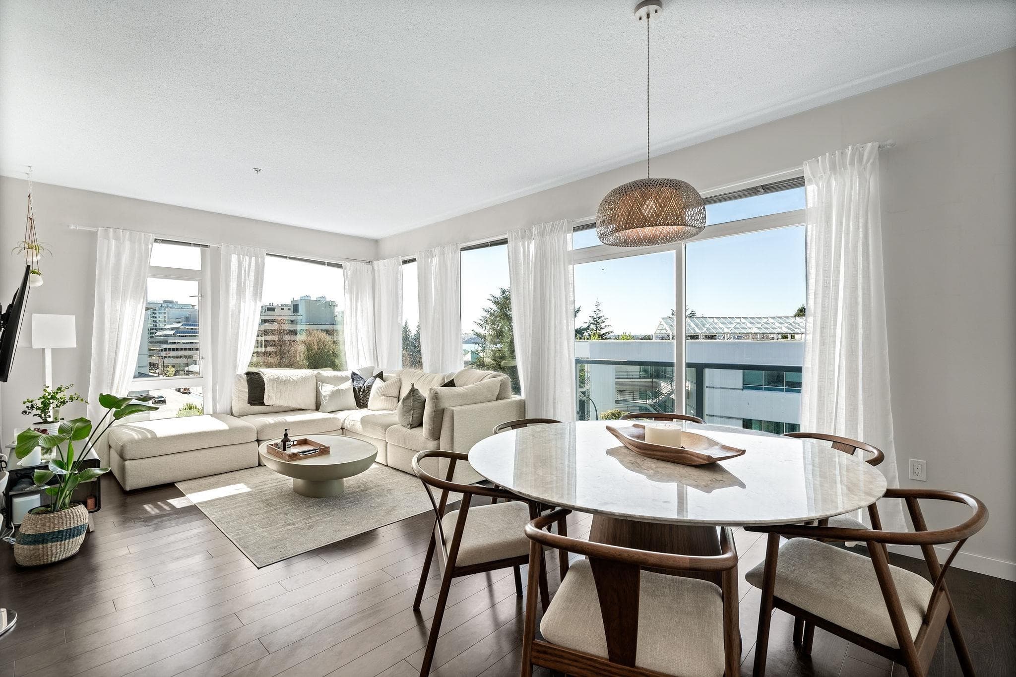 306 - 277 W 1st Street, North Vancouver, V7M 0E8 — photo 1