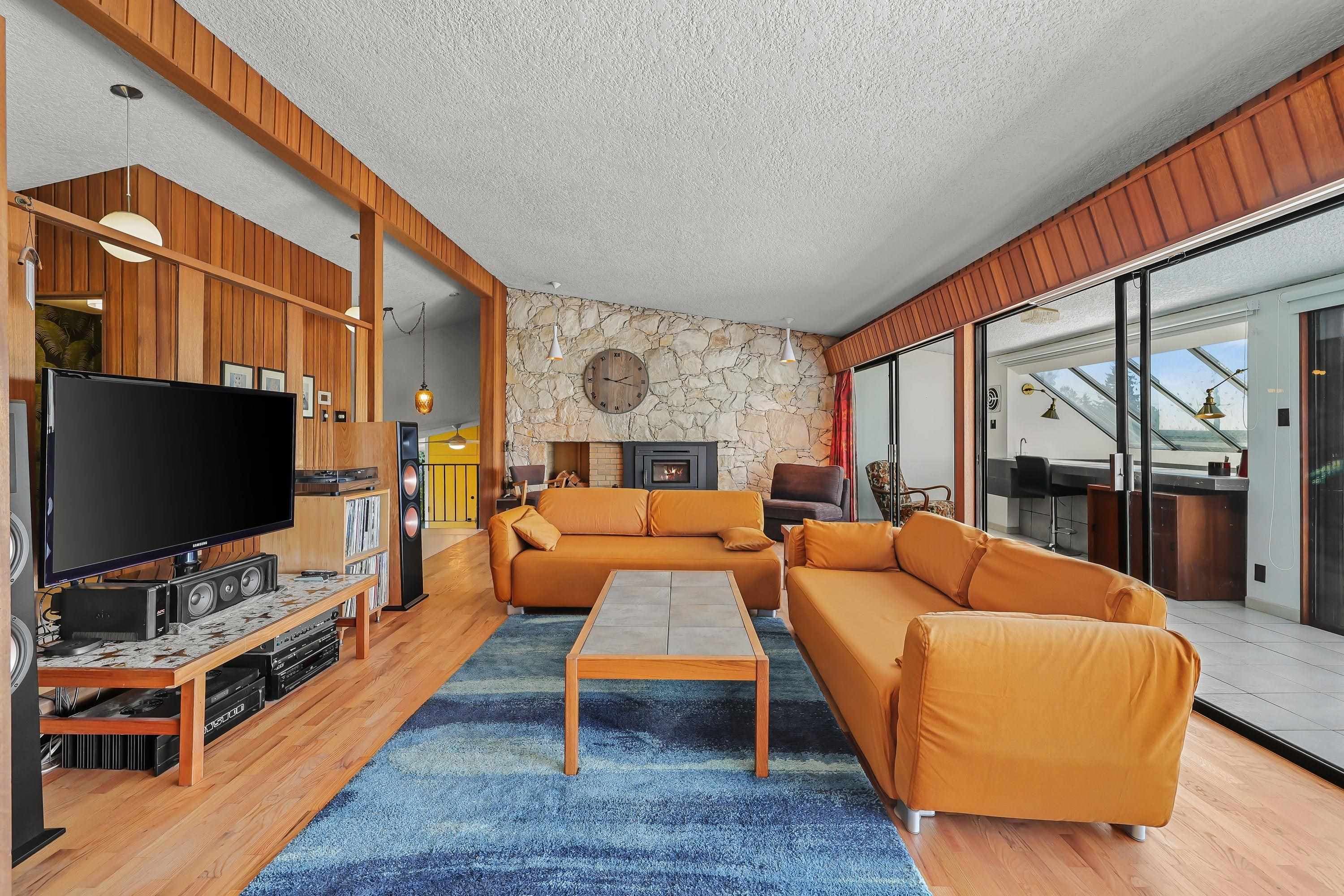 12529 104 Avenue, Surrey, V3V 3H5 — photo 2