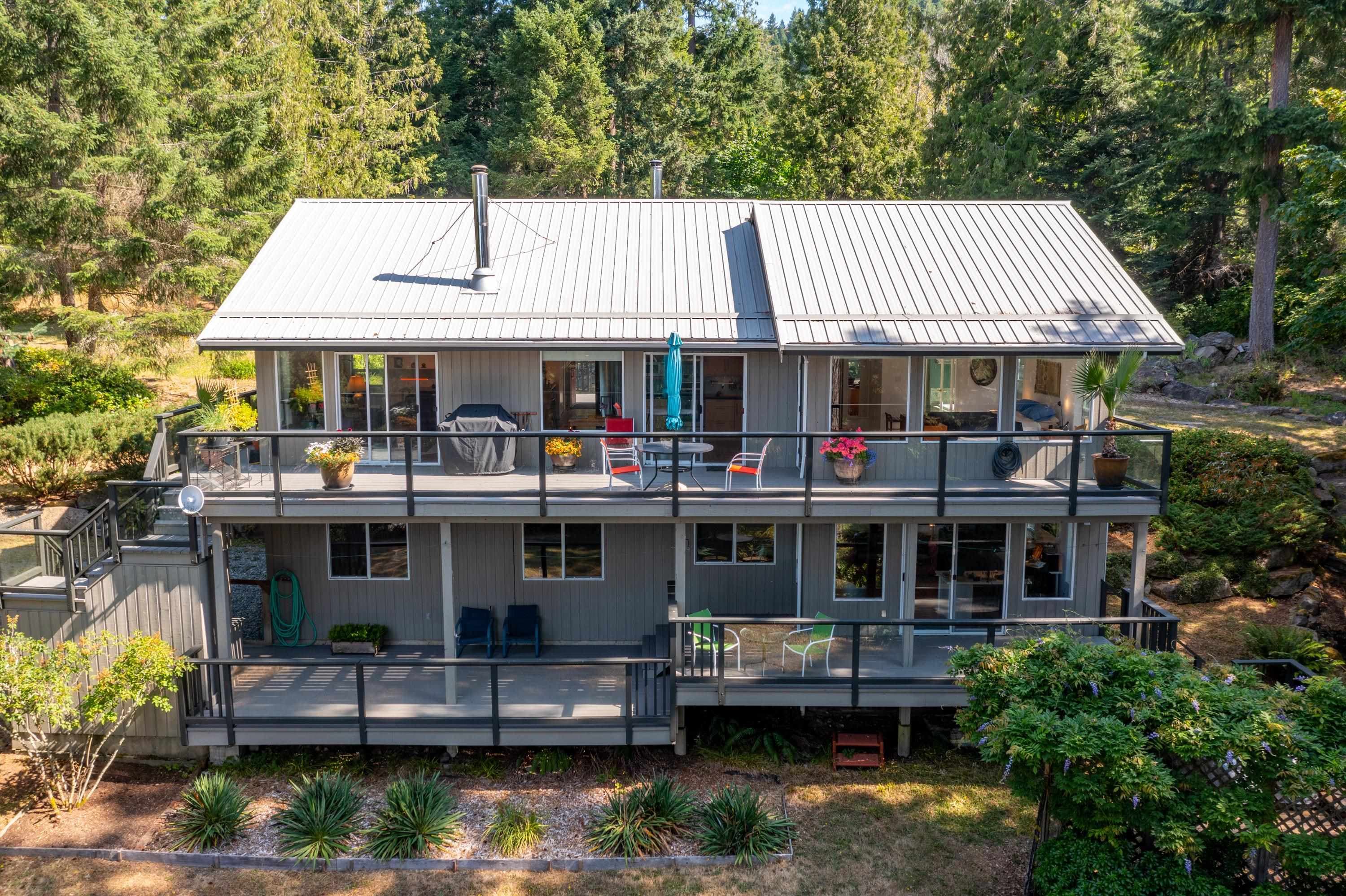 419 Clanton Road, Galiano Island, V0N 1P0 — photo 2
