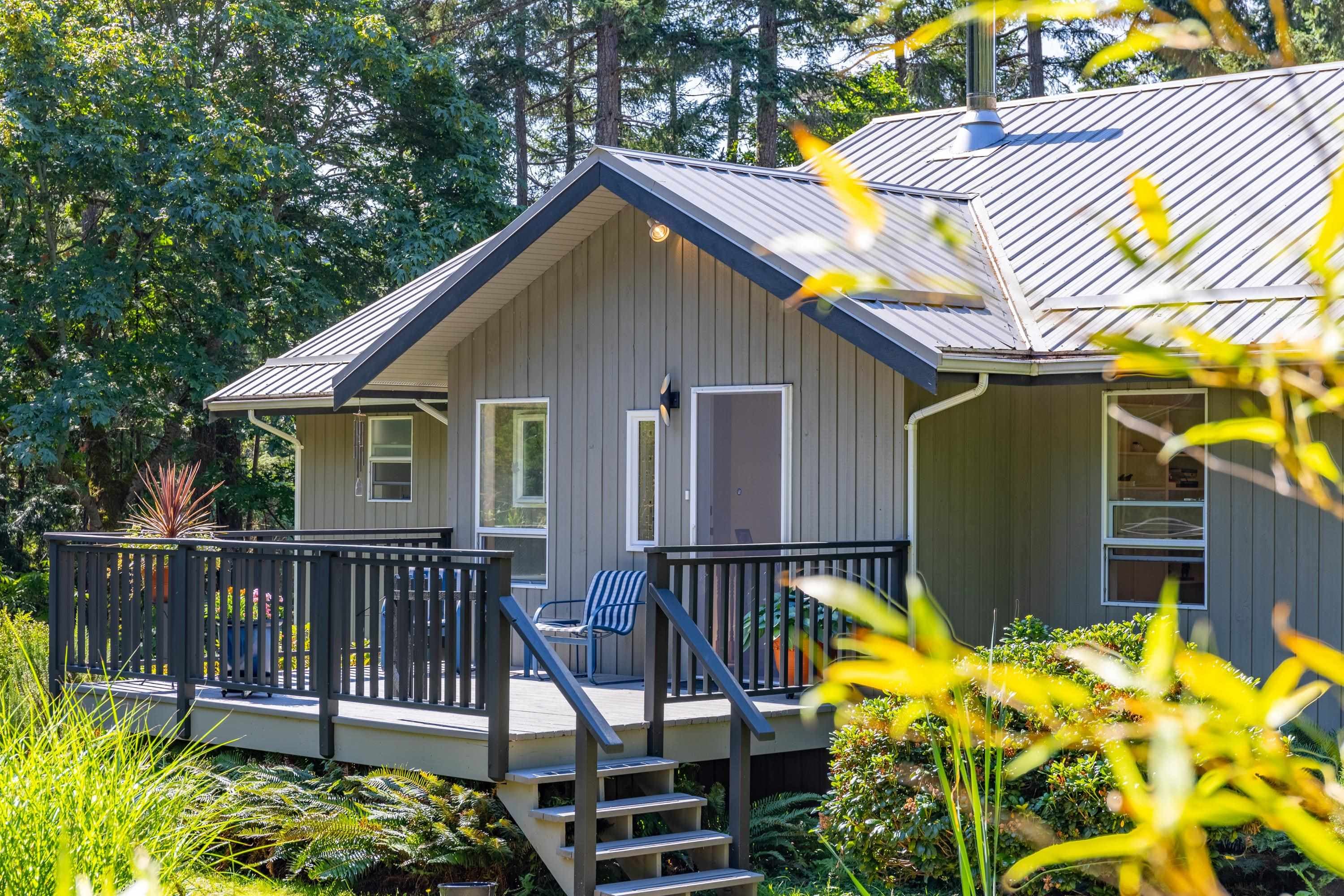 419 Clanton Road, Galiano Island, V0N 1P0 — photo 4