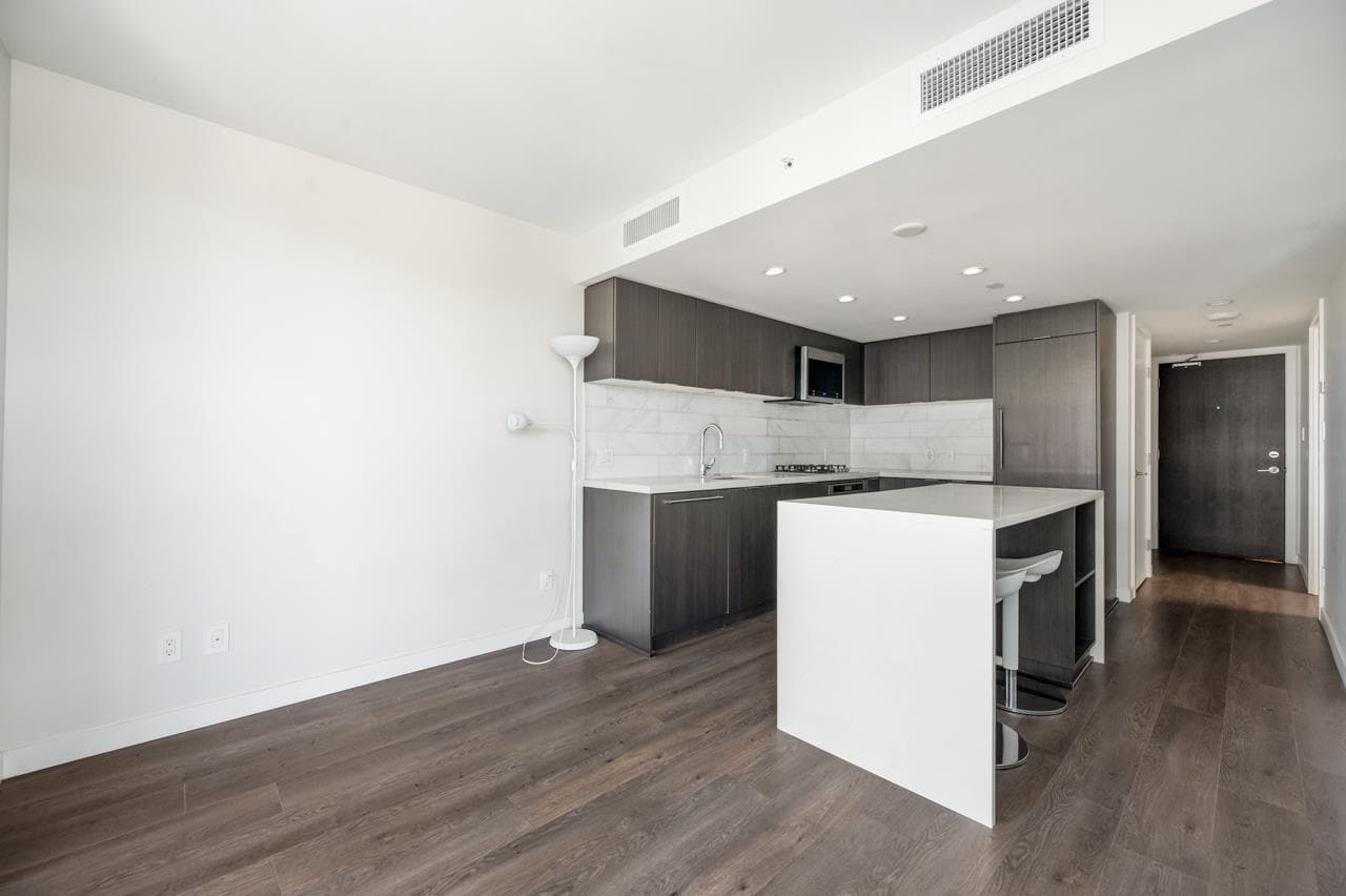 706 - 8238 Lord Street, Vancouver, V6P 0G7 — photo 3