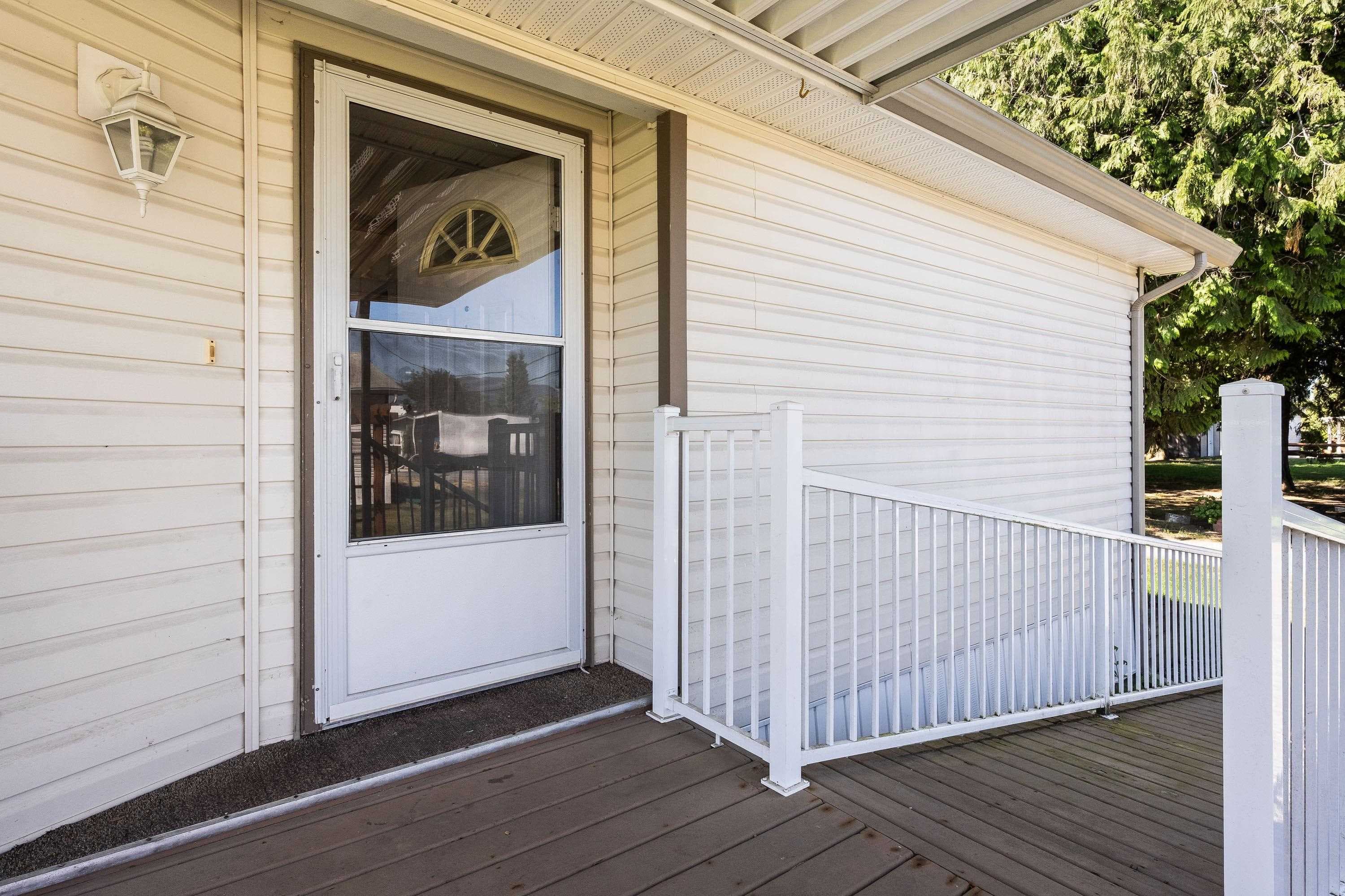 108 - 6035 Vedder Road, Chilliwack, V2R 1C5 — photo 4