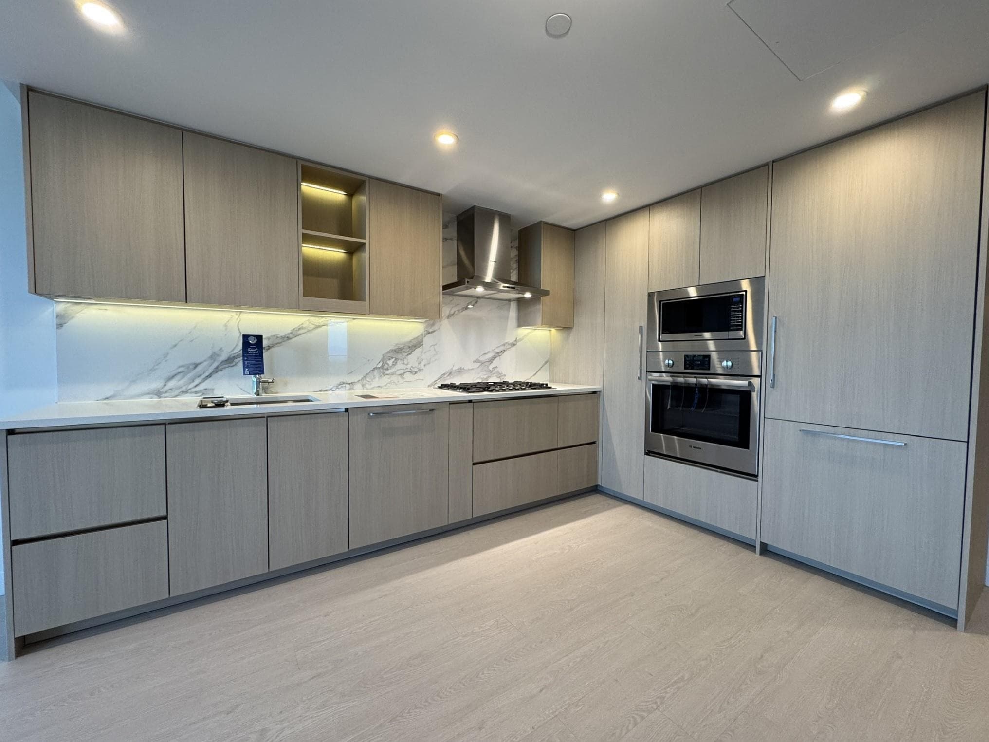 3403 - 13778 100 Avenue, Surrey, V3T 0V3 — photo 4