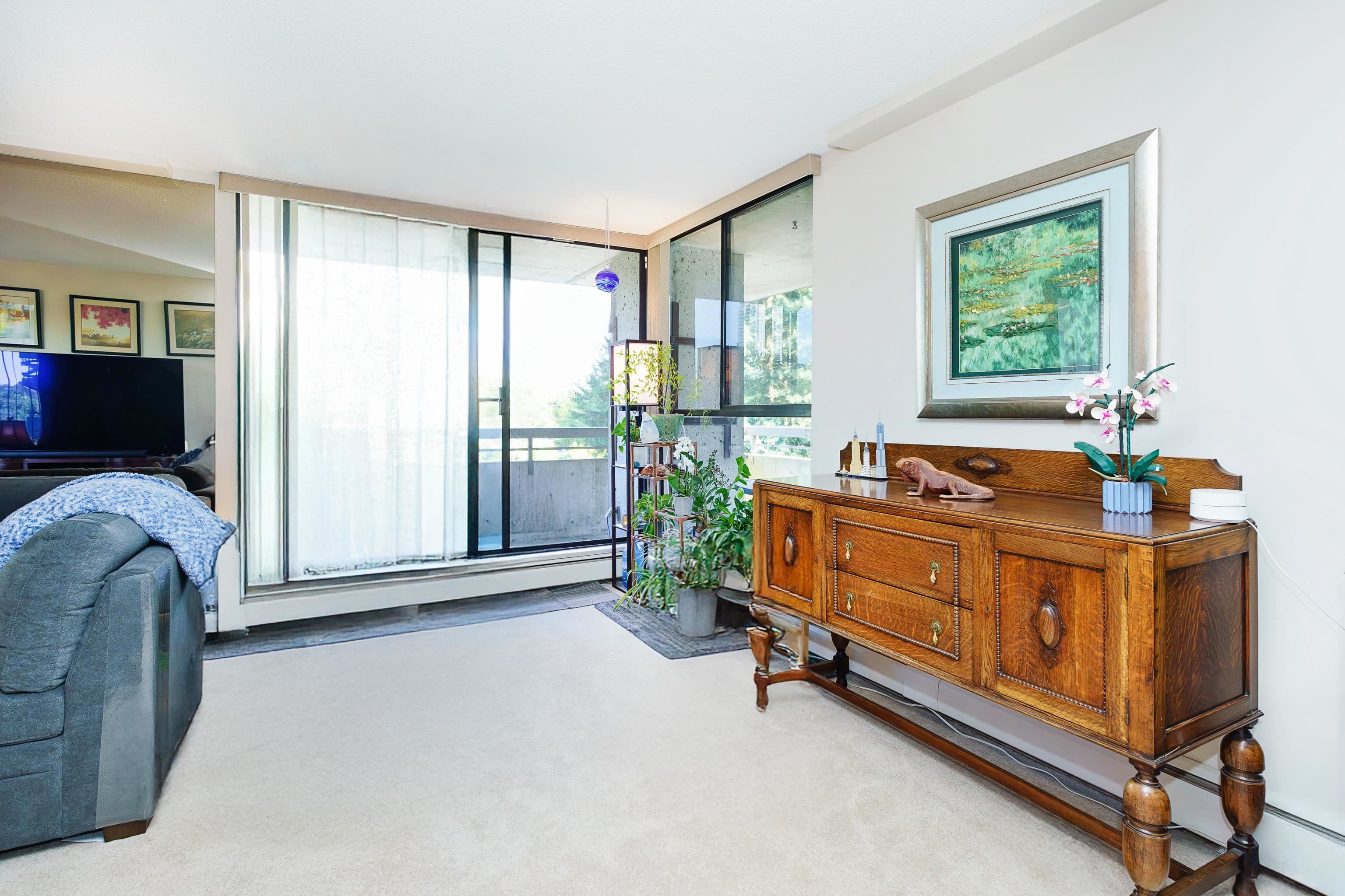 303 - 3737 Bartlett Court, Burnaby, V3J 7E3 — photo 5