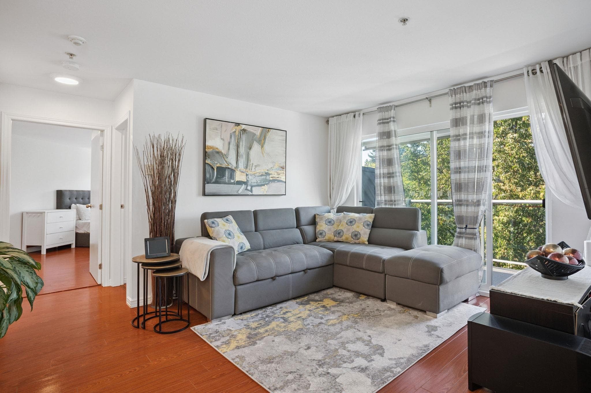 402 - 2983 Cambridge Street, Port Coquitlam