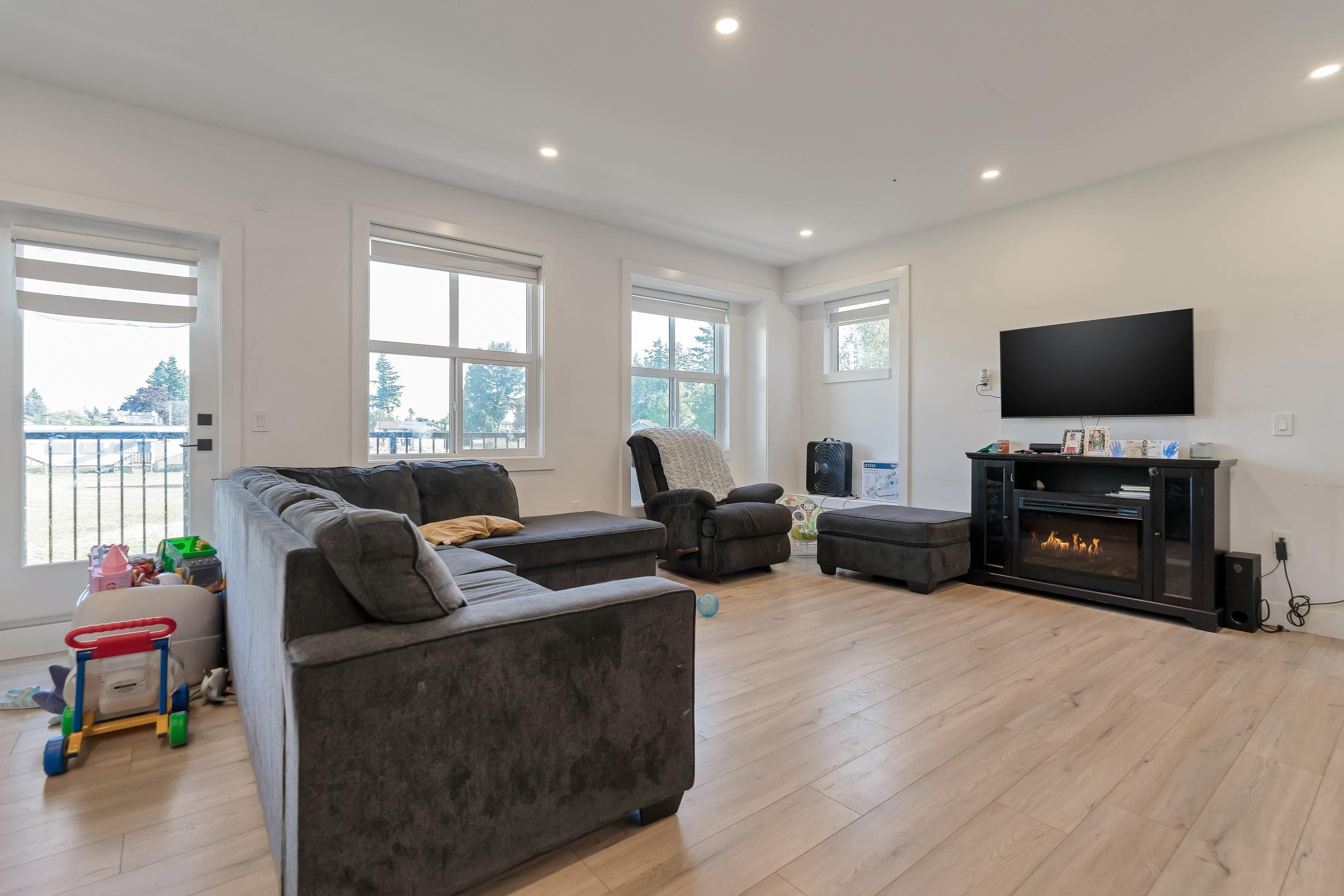 9 - 32160 Peardonville Road, Abbotsford, V2T 0K4 — photo 5