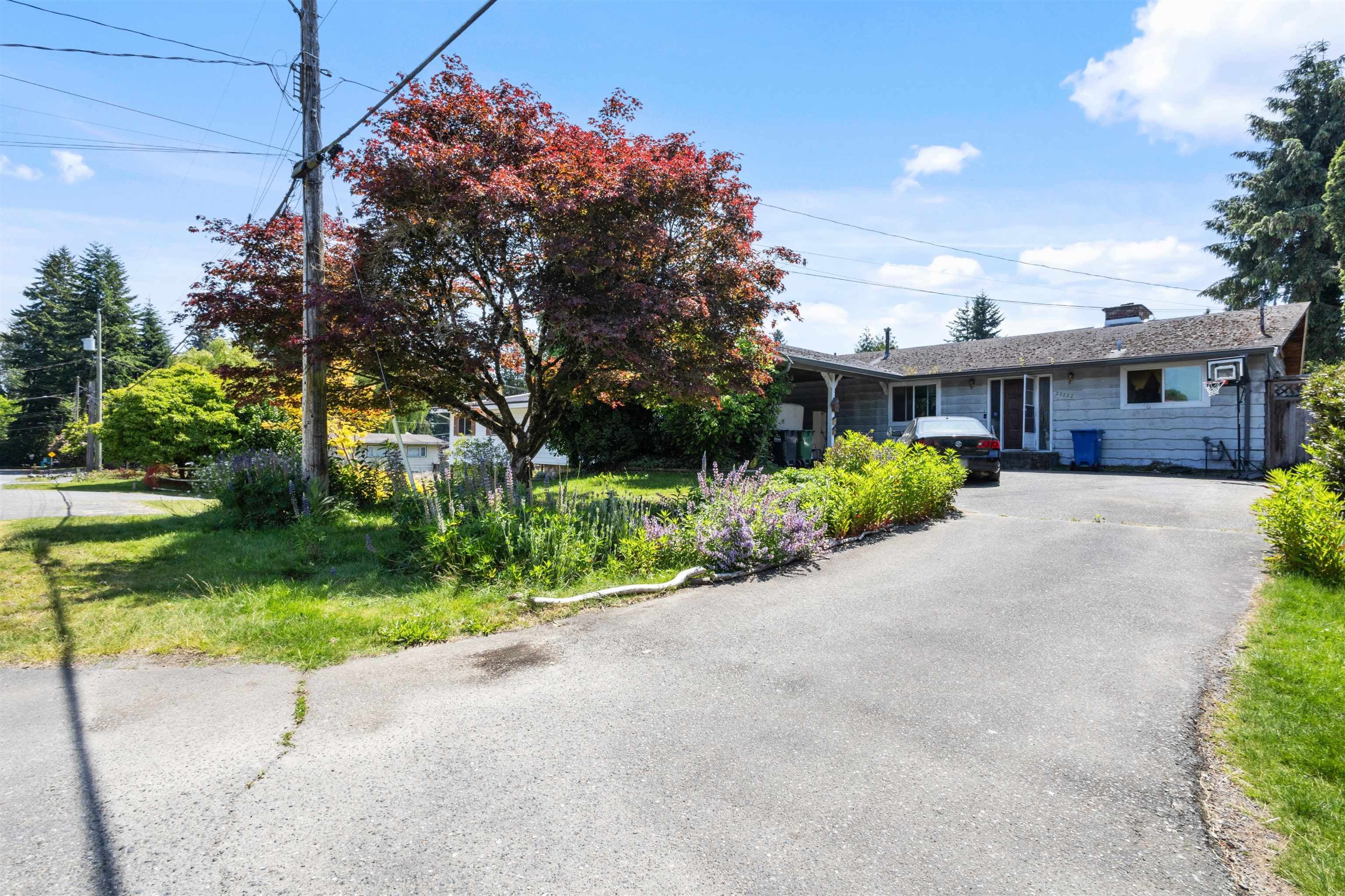 33232 Plaxton Crescent, Abbotsford, V2S 1V9 — photo 2