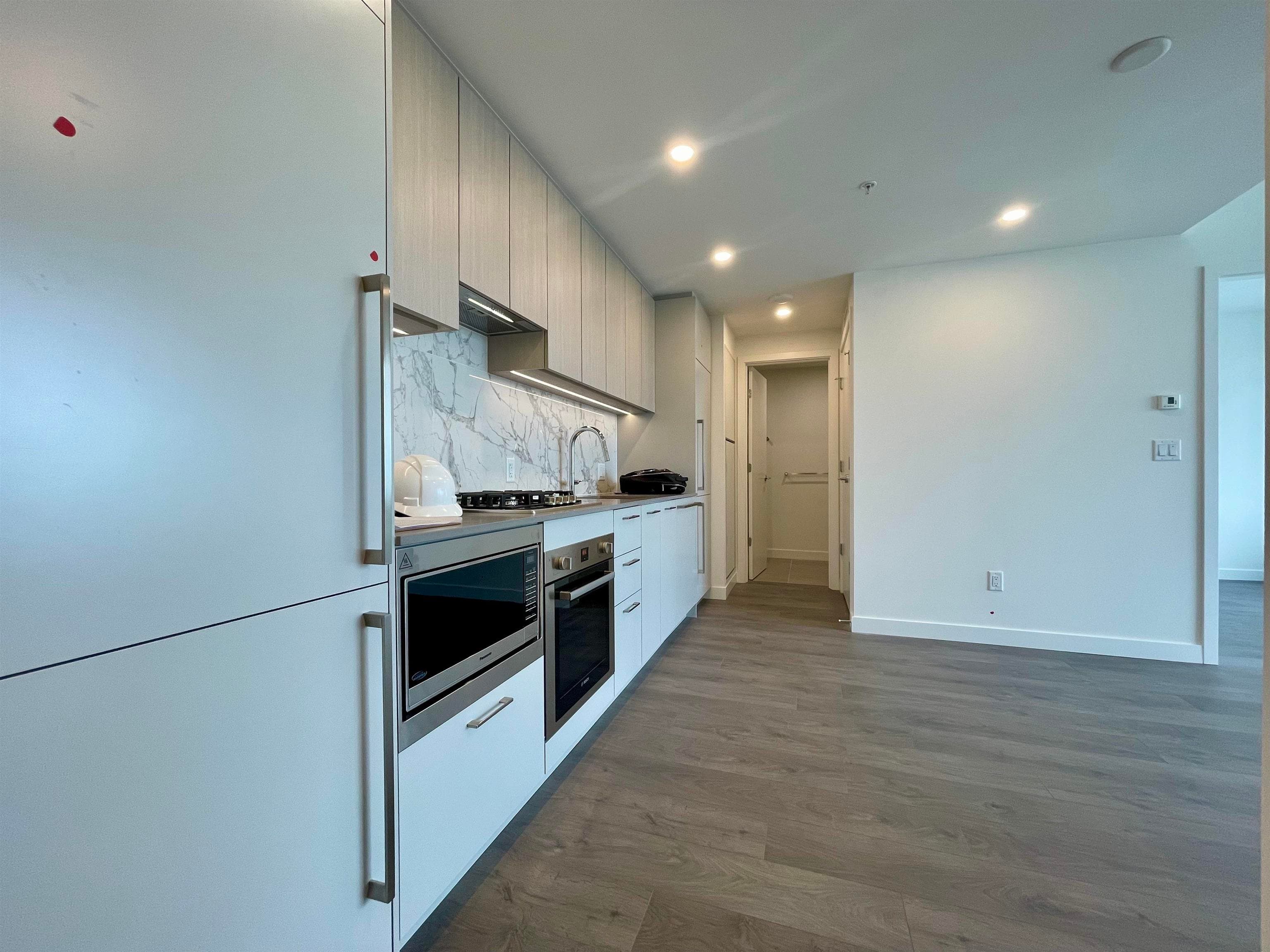 2205 - 6468 Willingdon Avenue, Burnaby, V5H 2J3 — photo 5