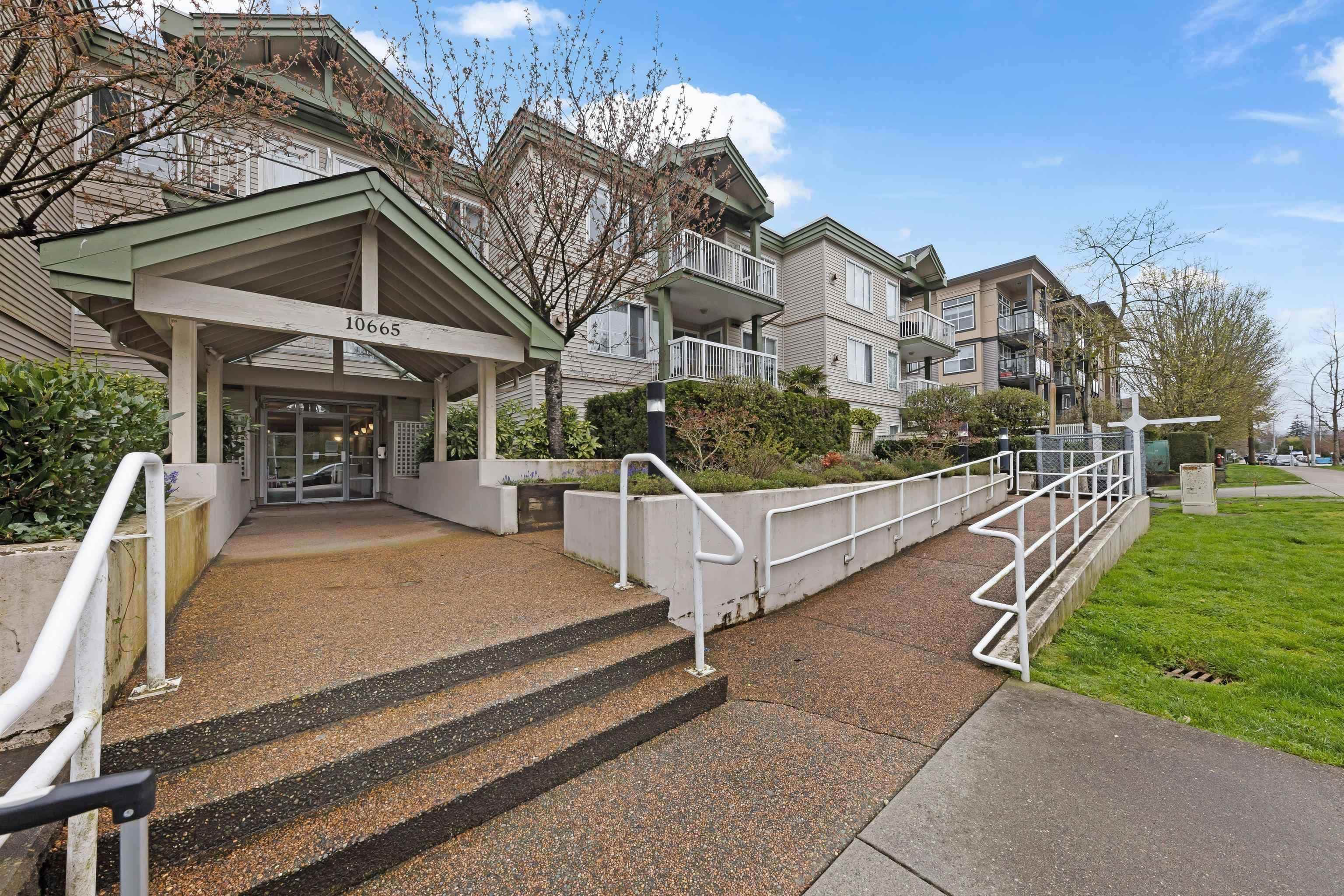 304 - 10665 139 Street, Surrey, V3T 4L8 — photo 1