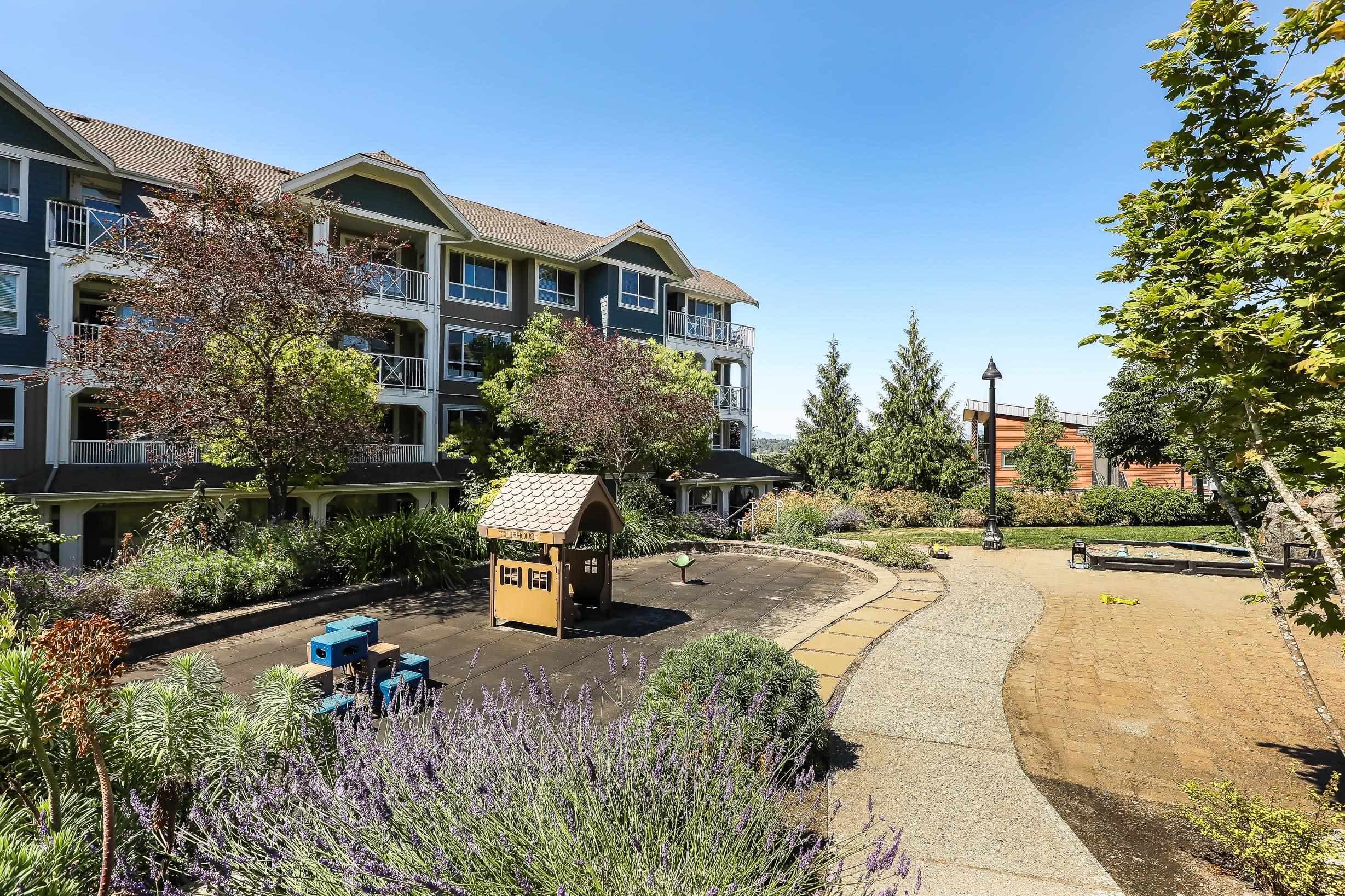 303 - 16380 64 Avenue, Surrey, V3S 6X6 — photo 2