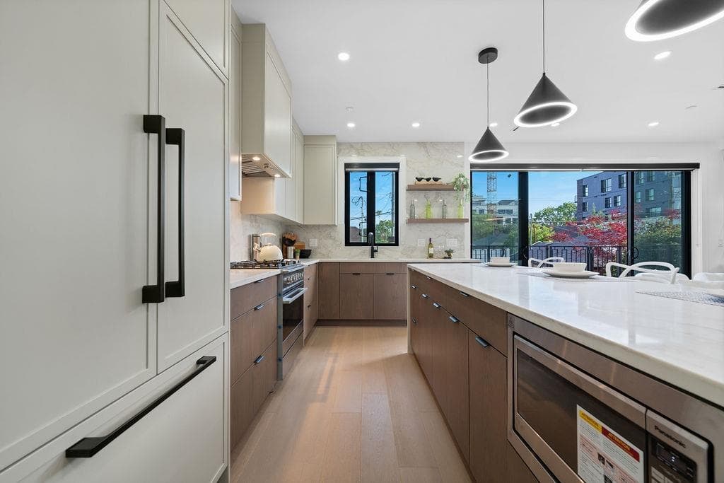3 - 2282 E 8th Avenue, Vancouver, V5N 1V5 — photo 5