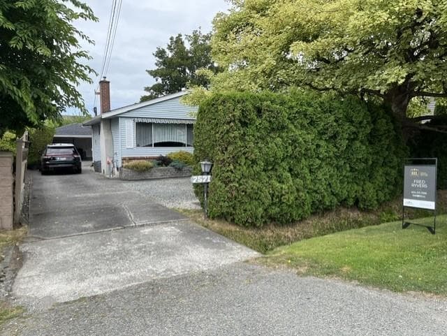 7571 Petts Road, Richmond, V7A 1J9 — photo 2