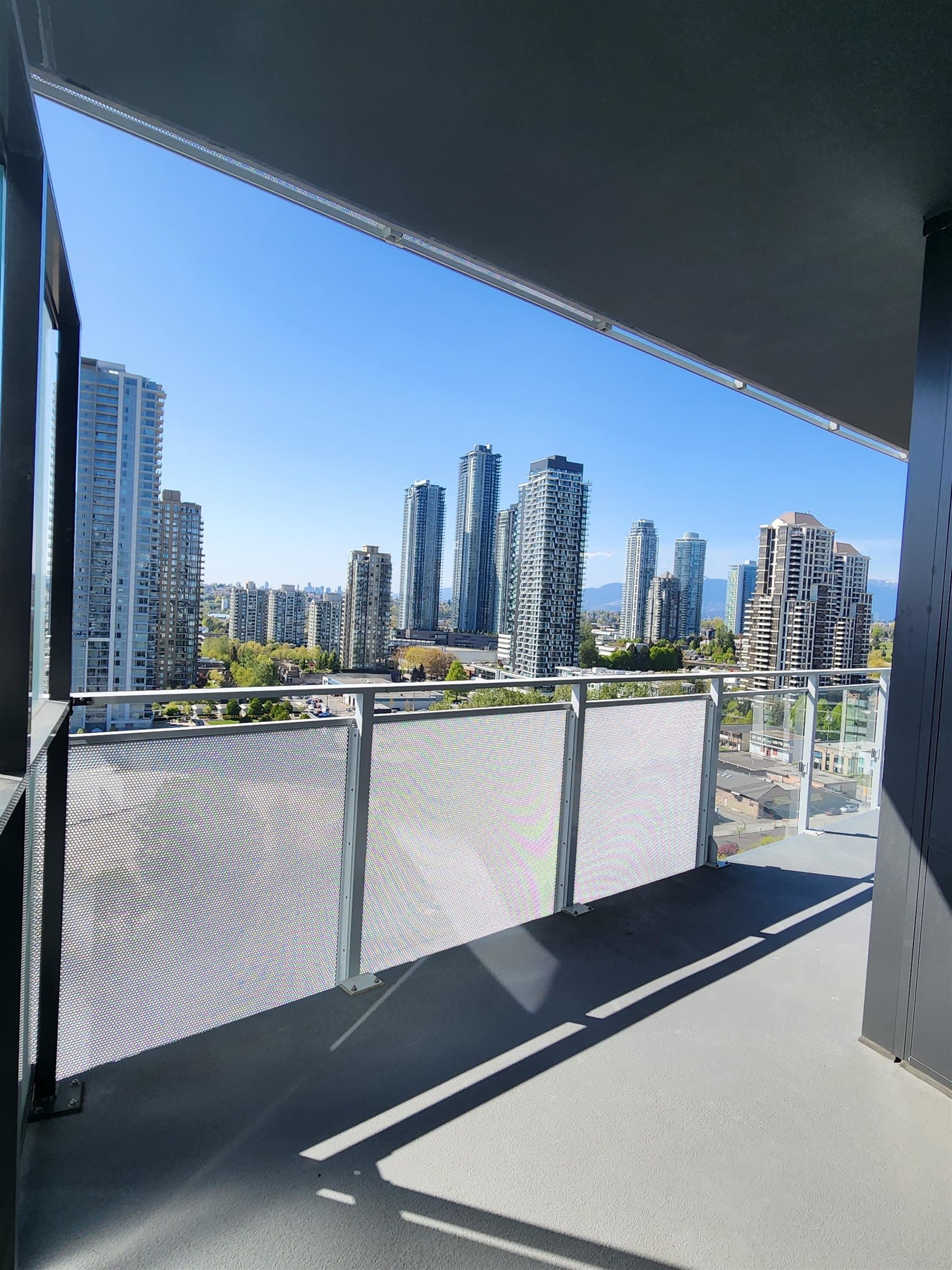 1607 - 4433 Alaska Street, Burnaby, V3B 2P7 — photo 4
