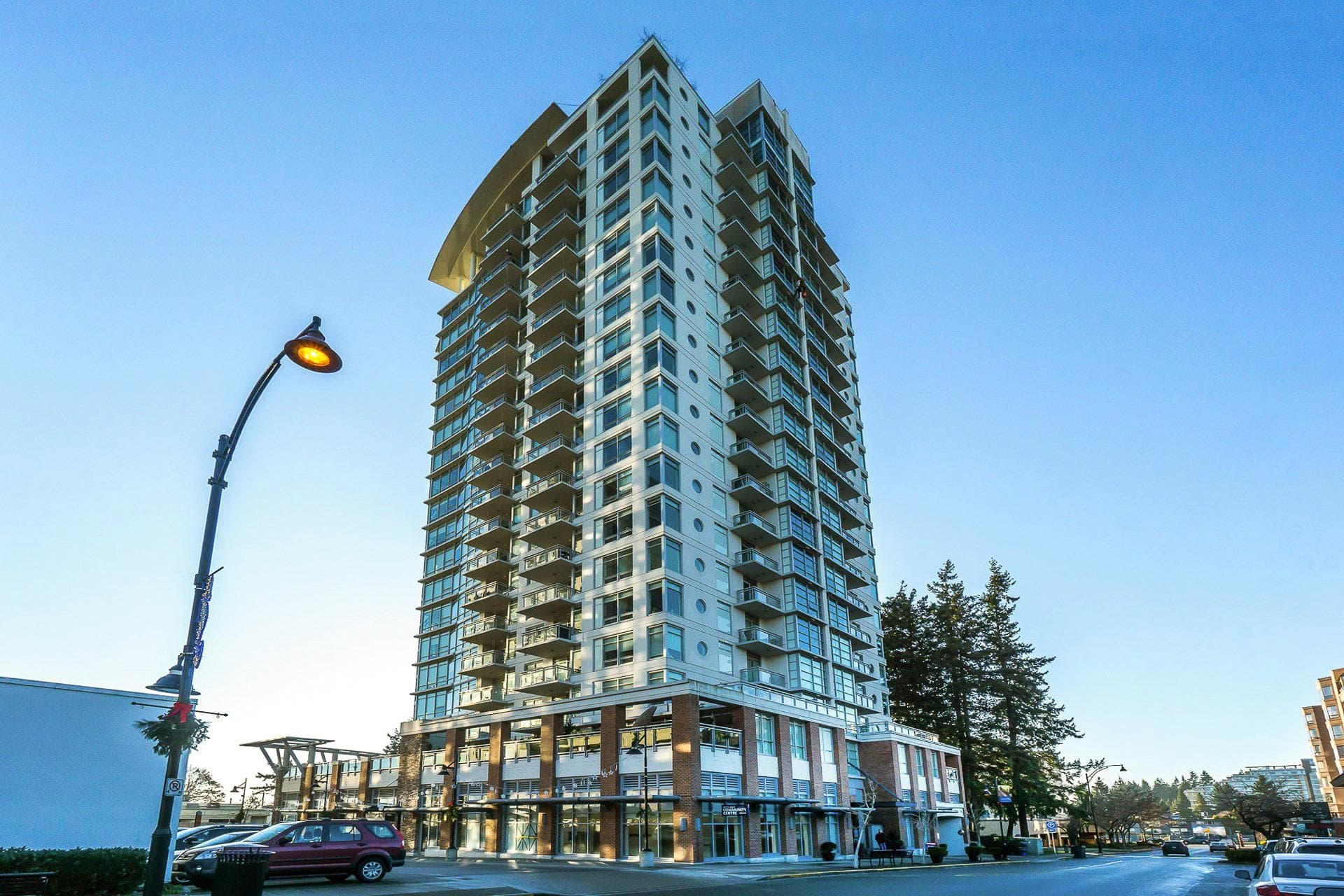 1105 - 15152 Russell Avenue, White Rock, V4B 0A3 — photo 2