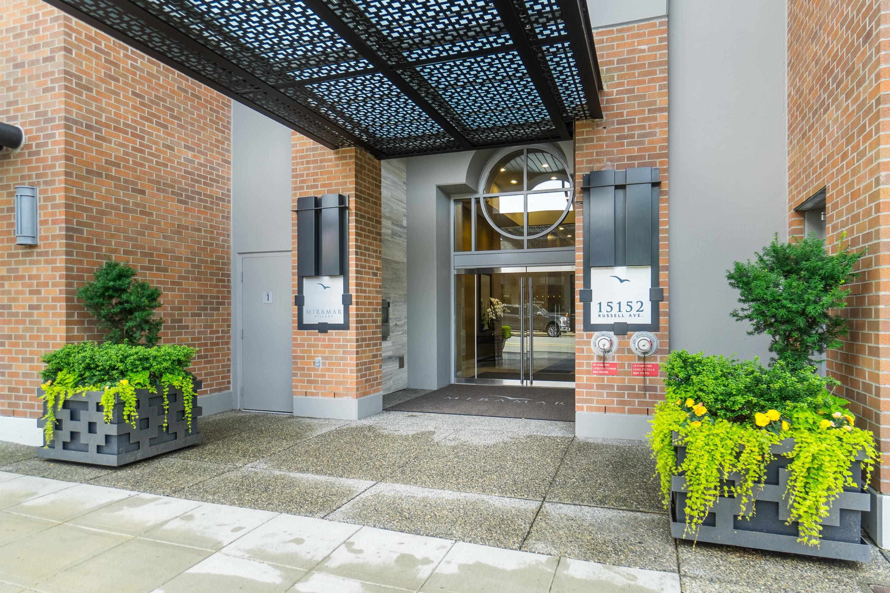 1105 - 15152 Russell Avenue, White Rock, V4B 0A3 — photo 4