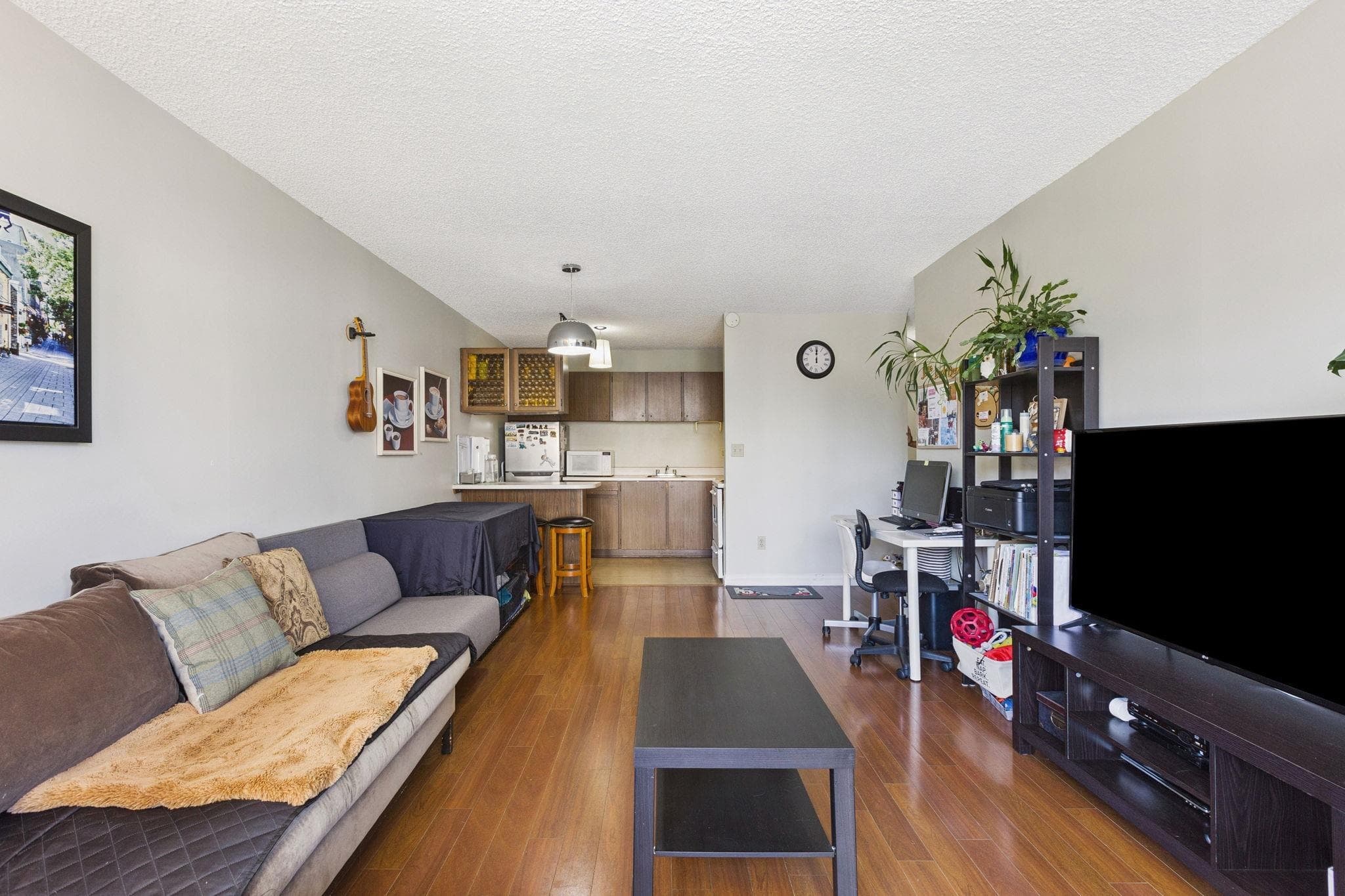 405 - 145 St. Georges Avenue, North Vancouver, V7L 3G8 — photo 3