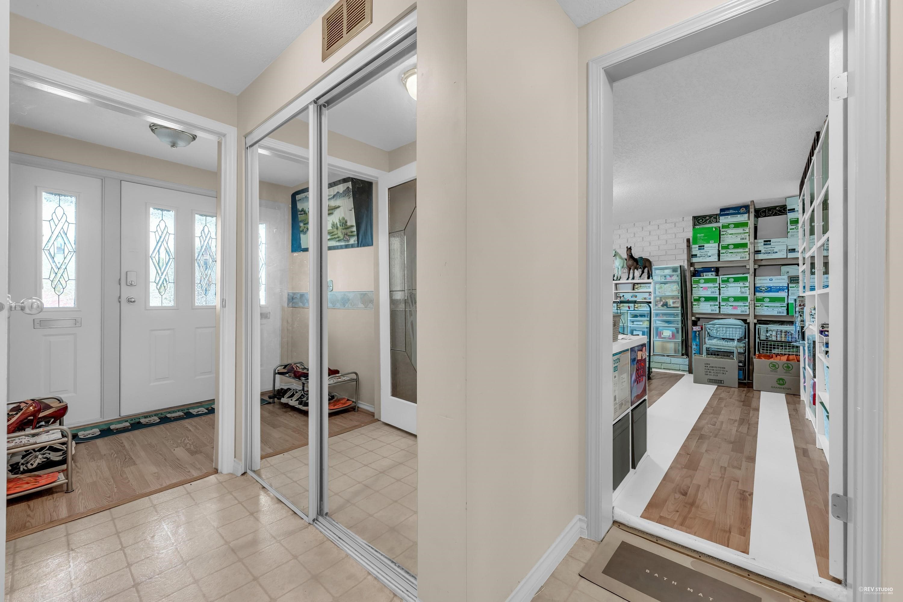 10560 Granville Avenue, Richmond, V6Y 1R4 — photo 5