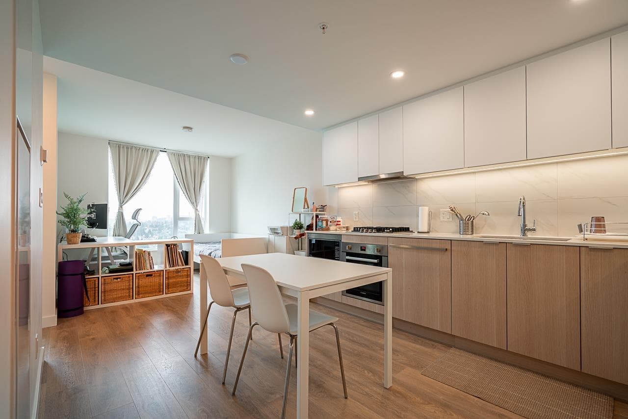 2010 - 308 Alderson Avenue, Coquitlam, V3K 0J2 — photo 5