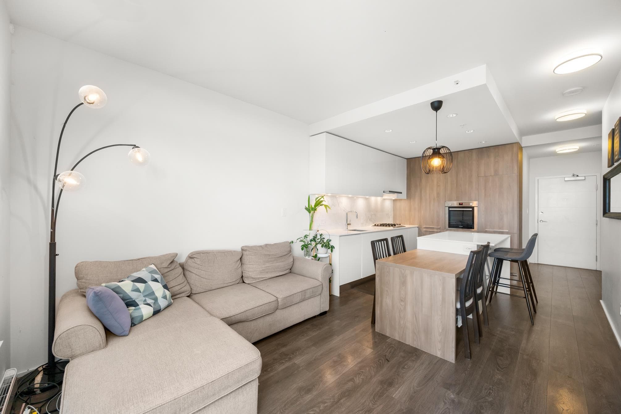 3208 - 1955 Alpha Way, Burnaby, V5C 0K6 — photo 2