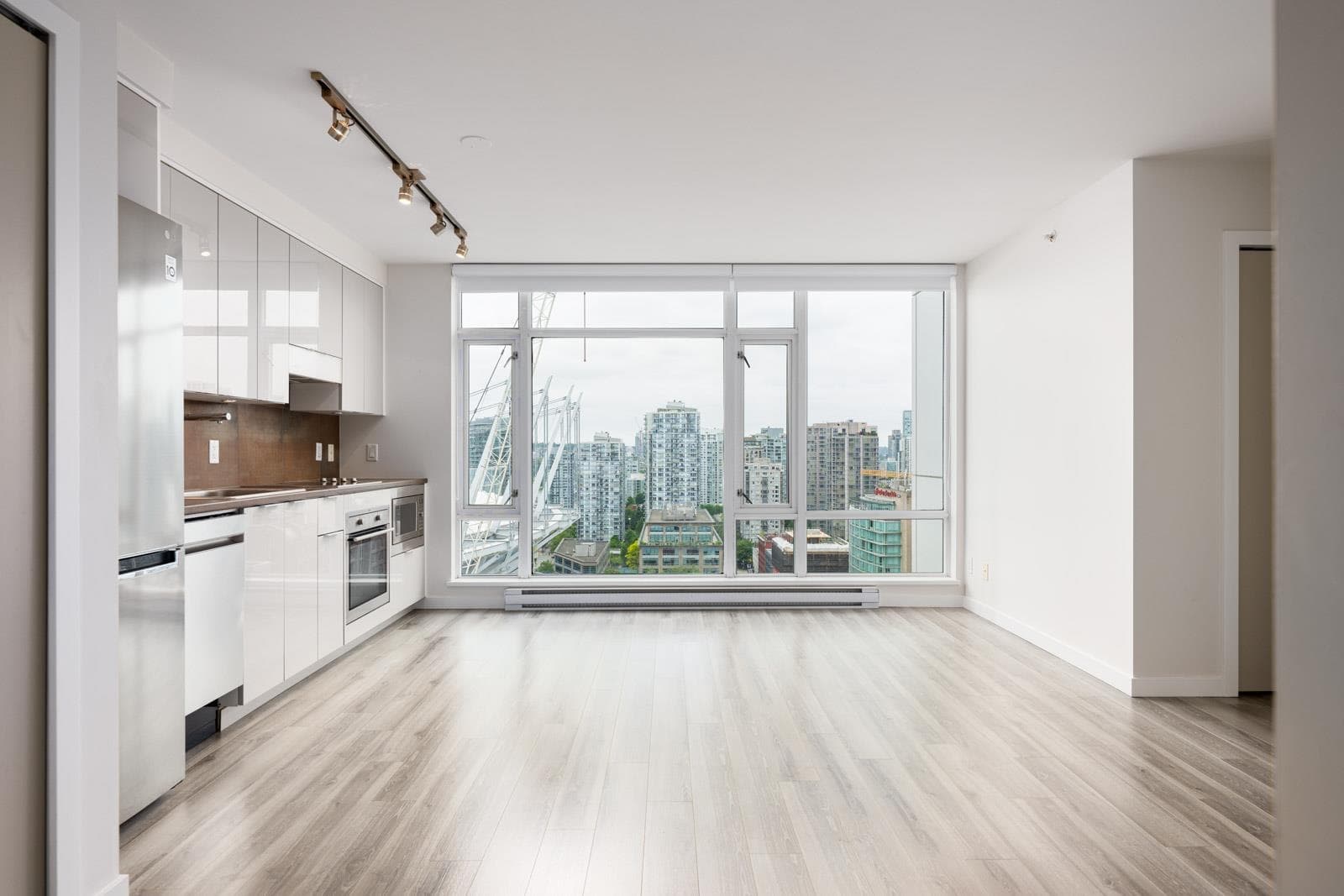 2306 - 161 W Georgia Street, Vancouver, V6B 0K9 — photo 4
