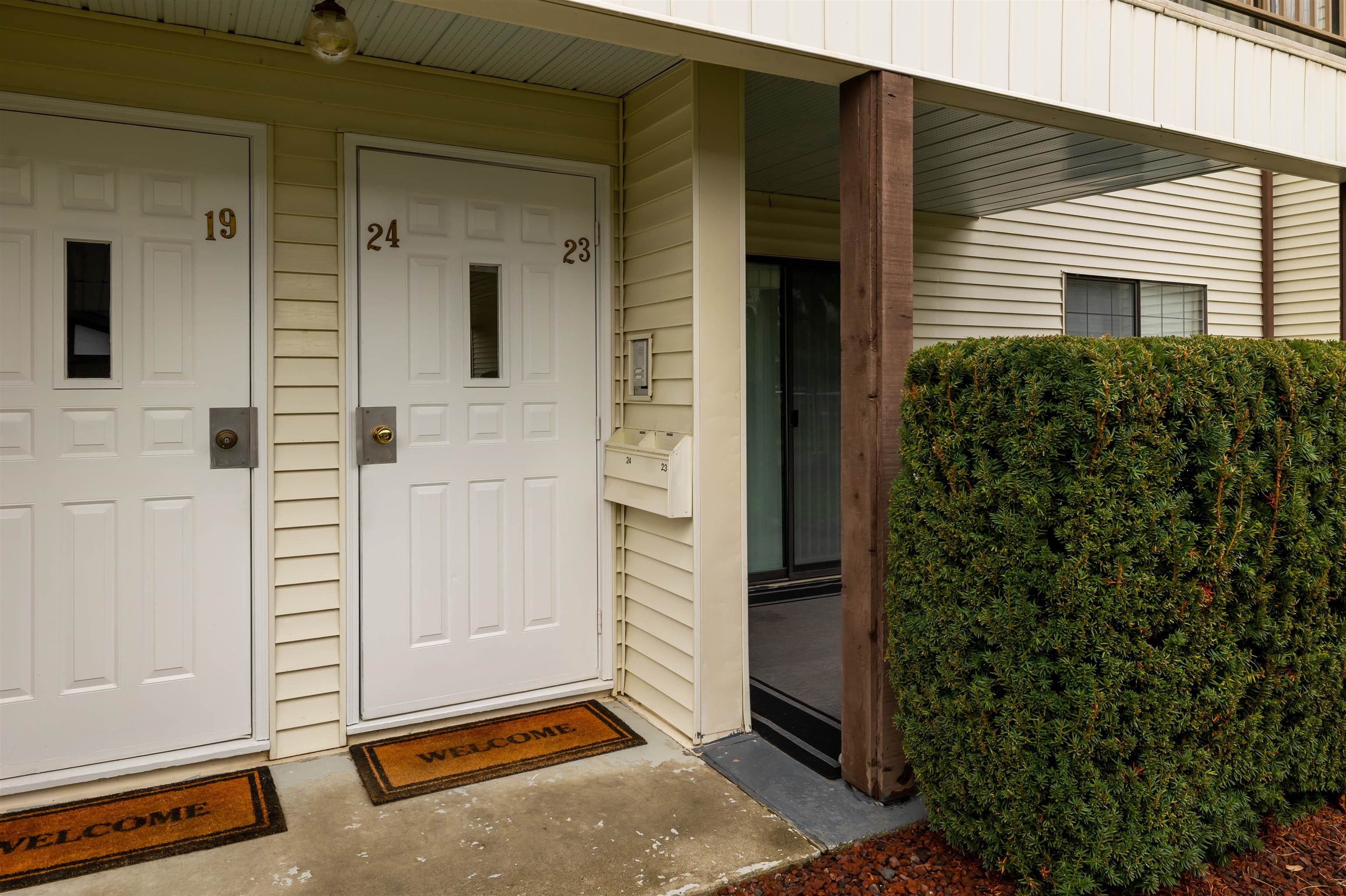 23 - 32718 Garibaldi Drive, Abbotsford, V2T 5T6 — photo 3