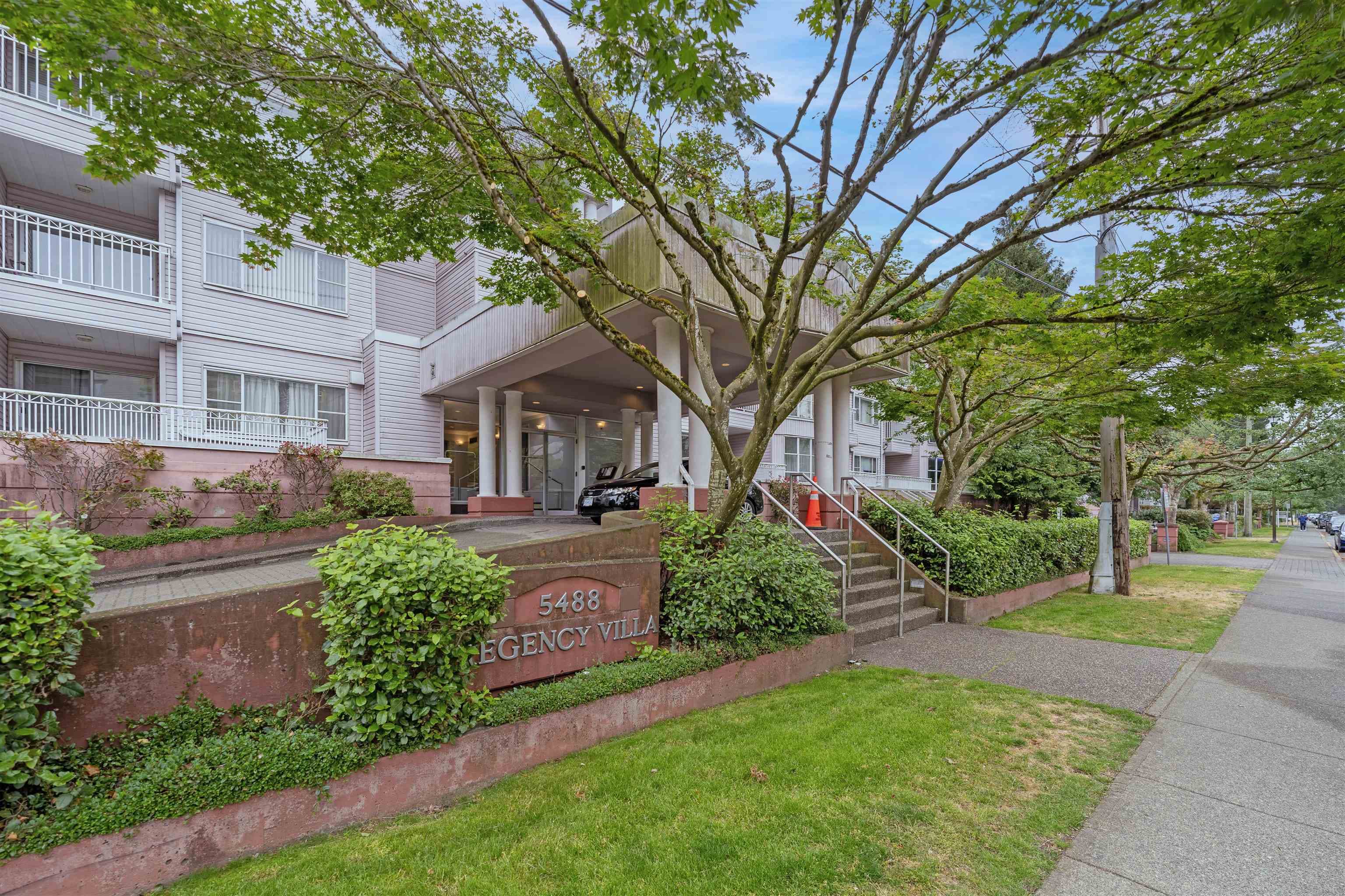 305 - 5488 Arcadia Road, Richmond