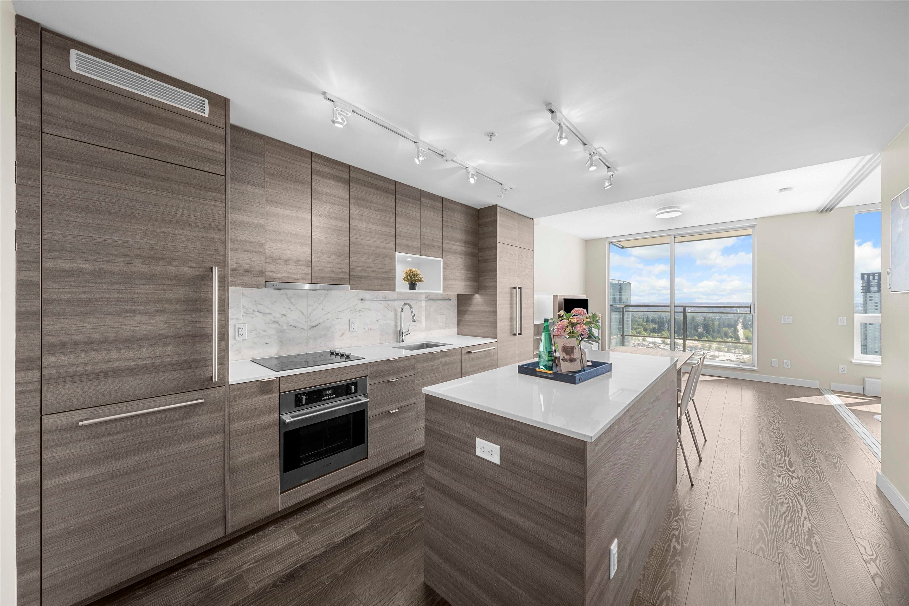 3501 - 13398 104 Avenue, Surrey, V3T 1V6 — photo 5