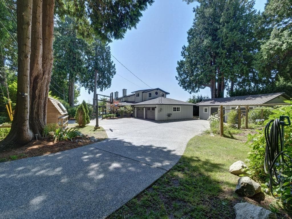 3177 Beach Avenue, Roberts Creek, V0N 2W2 — photo 4