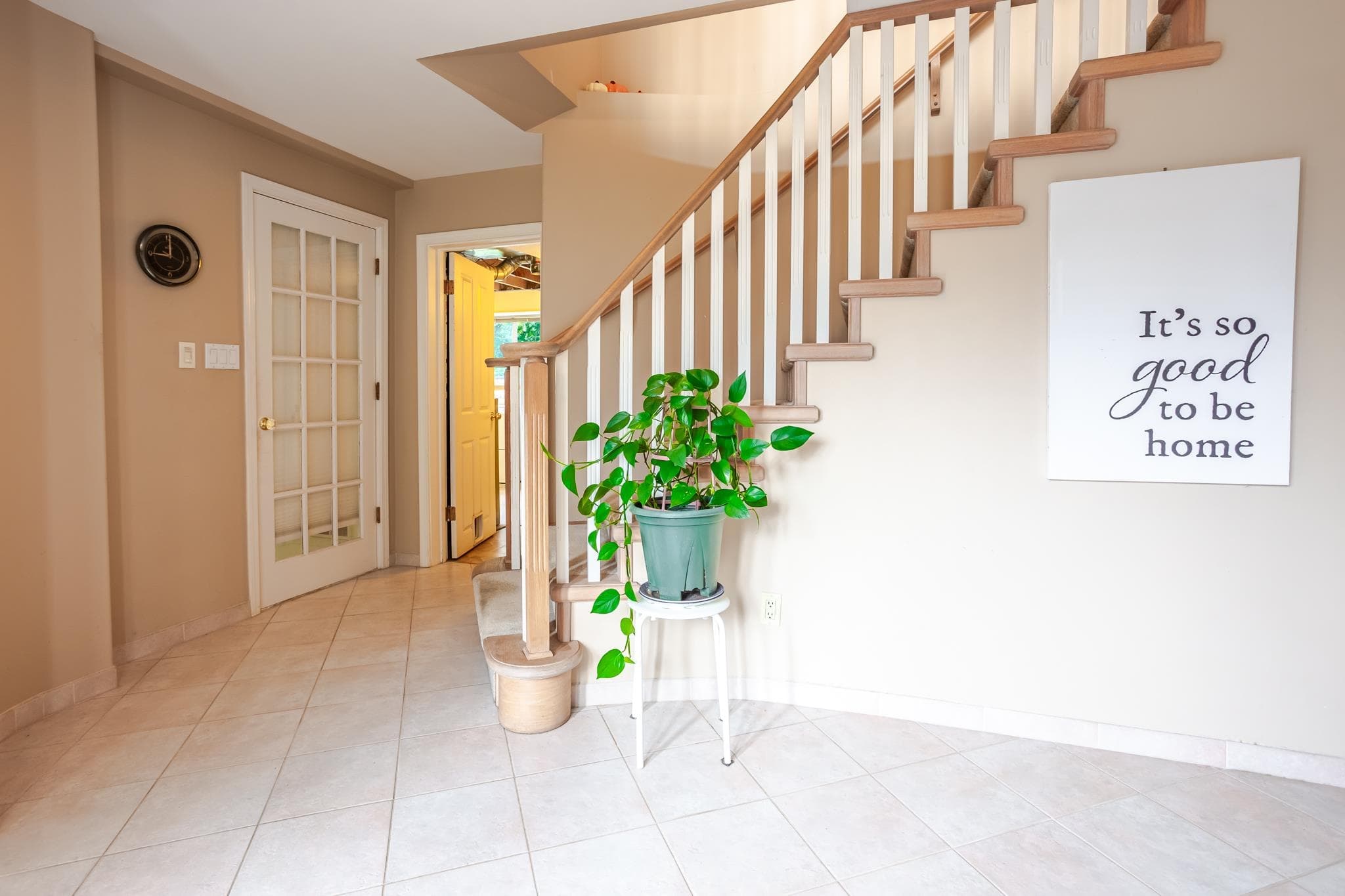682 Folsom Street, Coquitlam, V3J 5A5 — photo 4