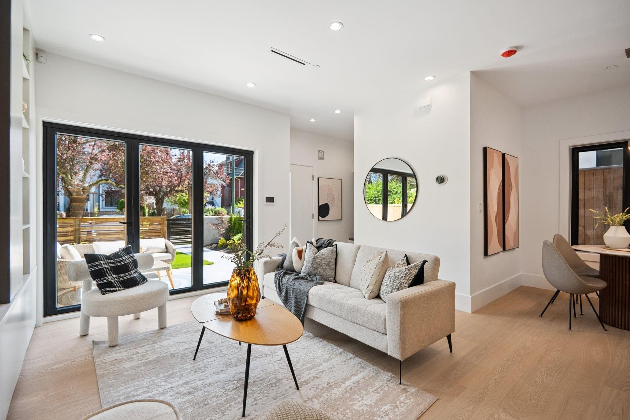 #1 - 1079 E 14th Avenue, Vancouver, V5T 2P1 — photo 5
