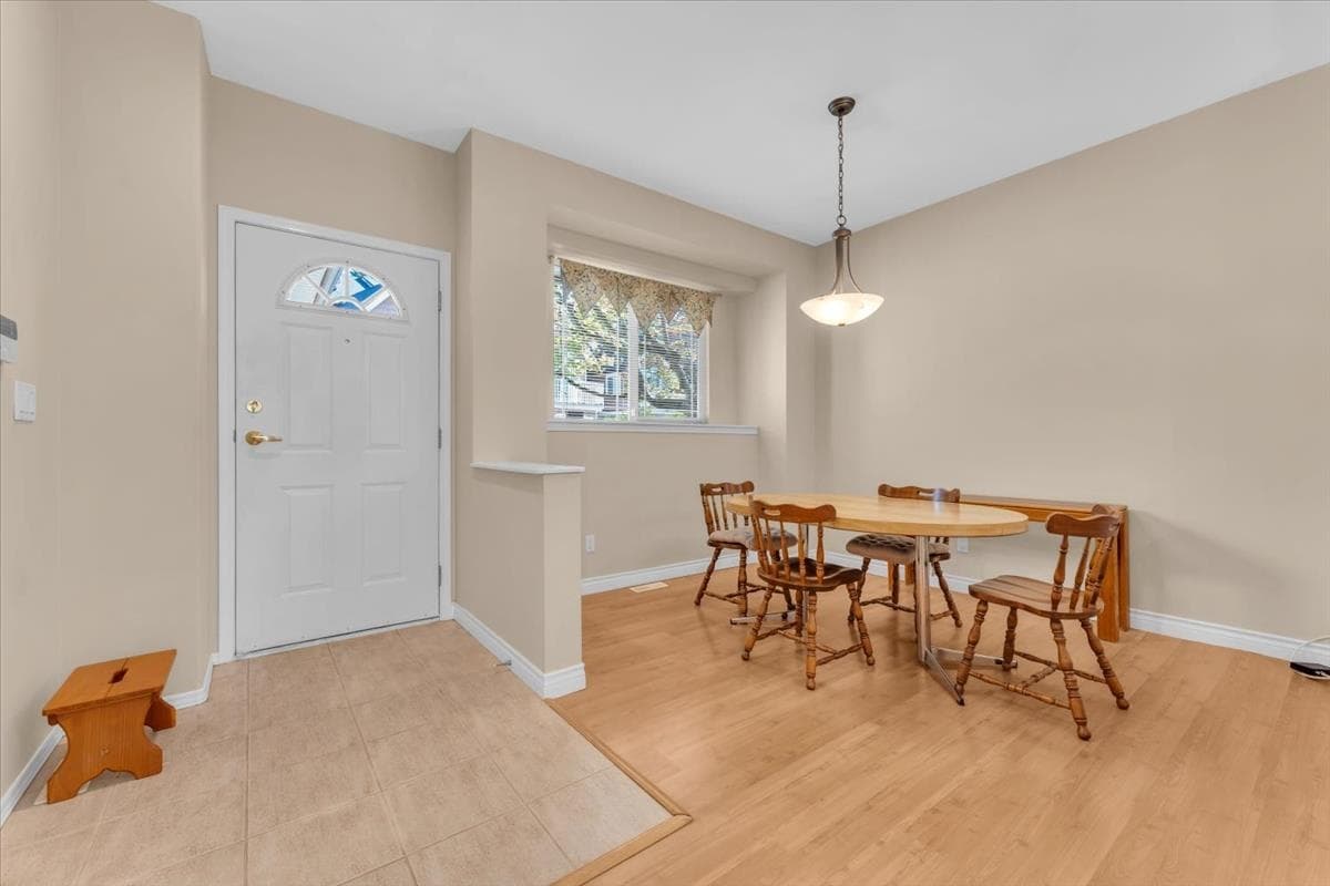 27 - 1506 Eagle Mountain Drive, Coquitlam, V3E 3J4 — photo 3
