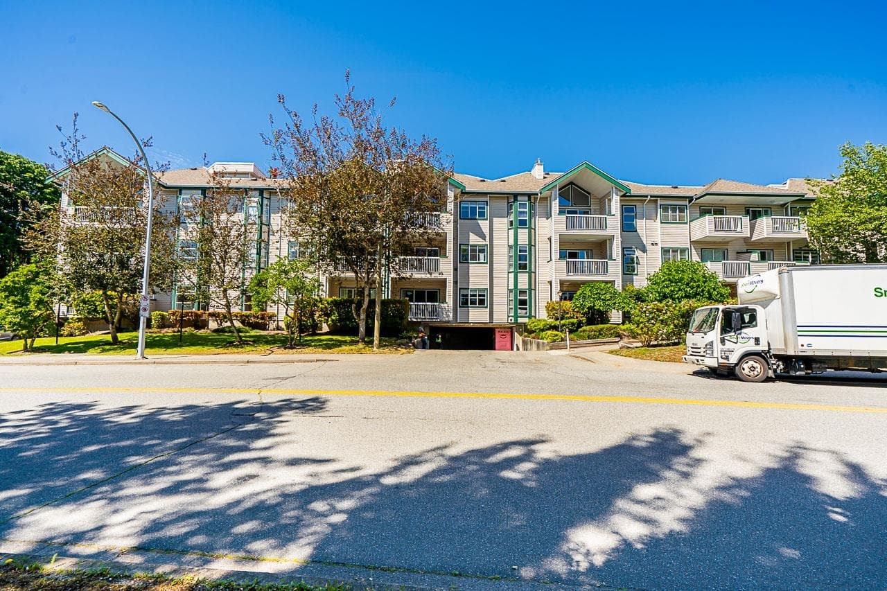 202 - 13911 70 Avenue, Surrey, V3W 6B4 — photo 3