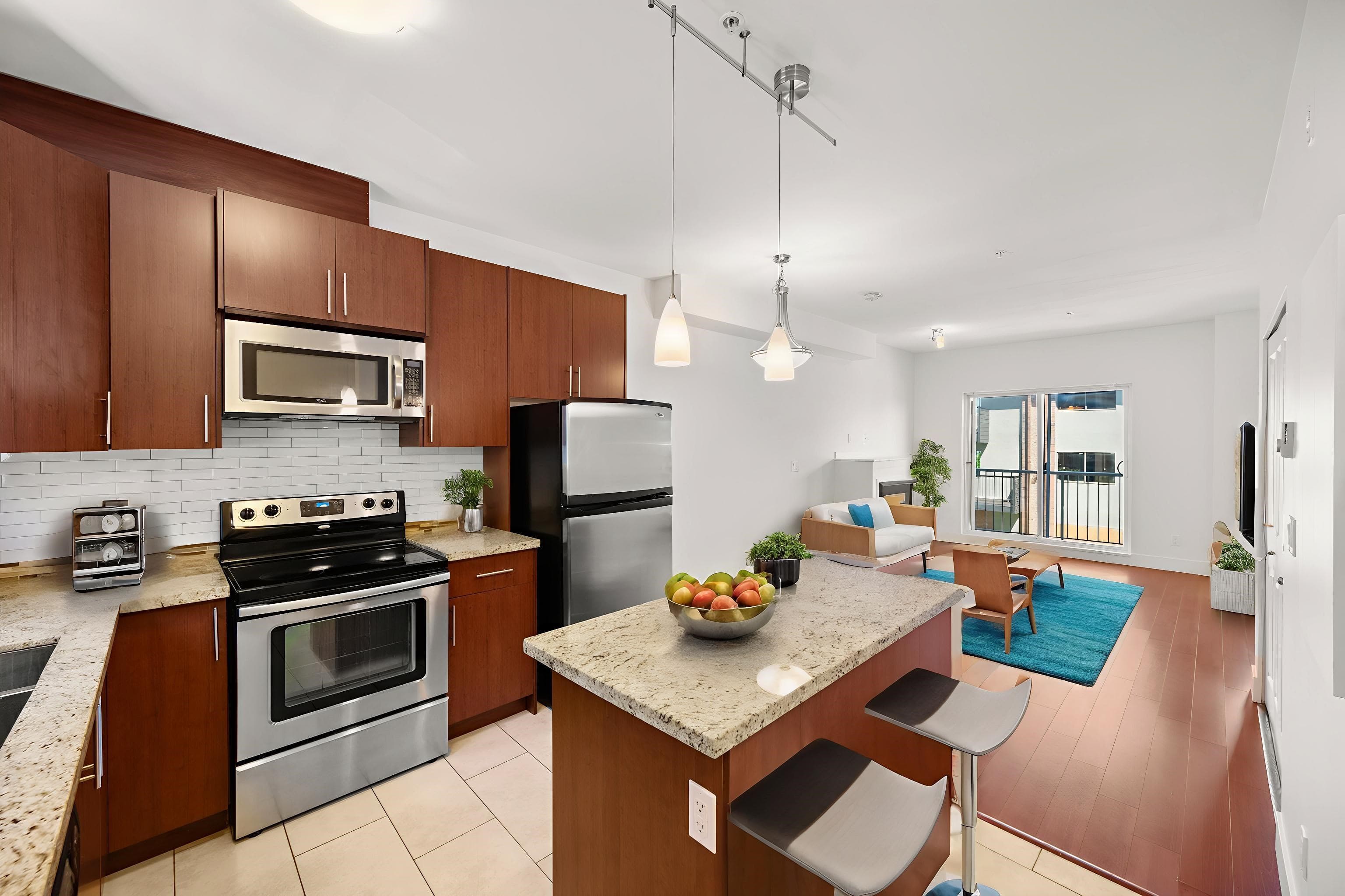 228 - 368 Ellesmere Avenue, Burnaby, V5B 3S9 — photo 3