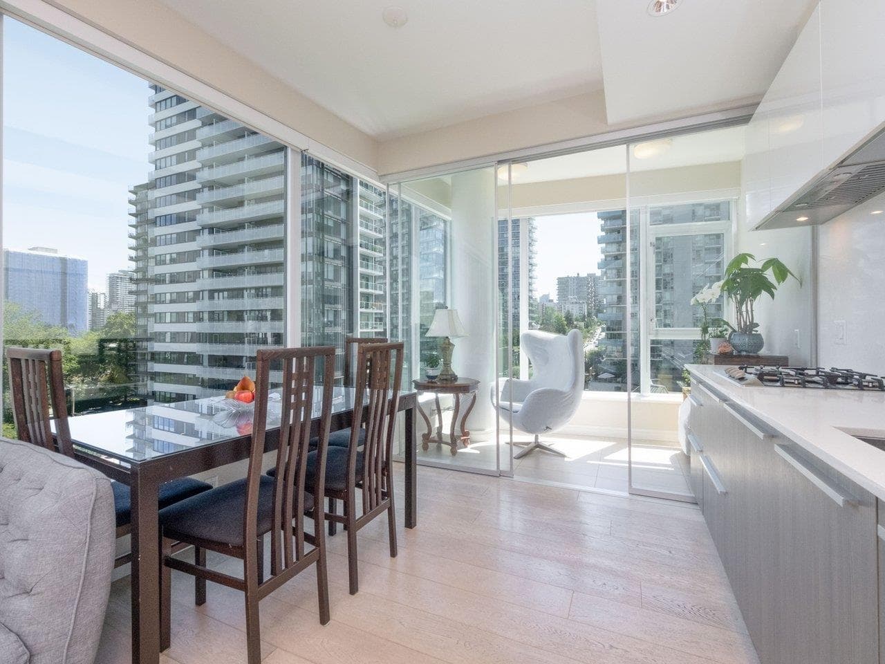 802 - 1221 Bidwell Street, Vancouver, V6G 0B1 — photo 5