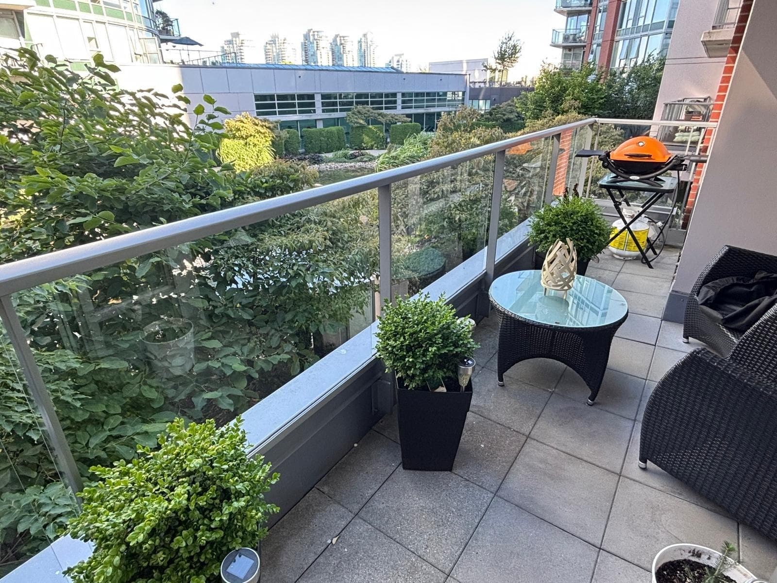 501 - 618 Abbott Street, Vancouver, V6B 0C1 — photo 2